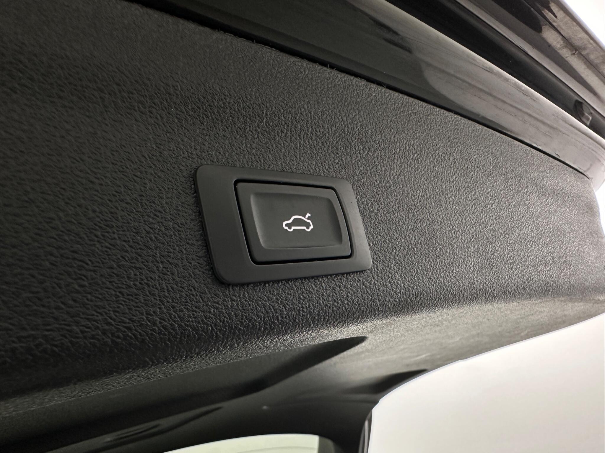 Audi A6 view 47
