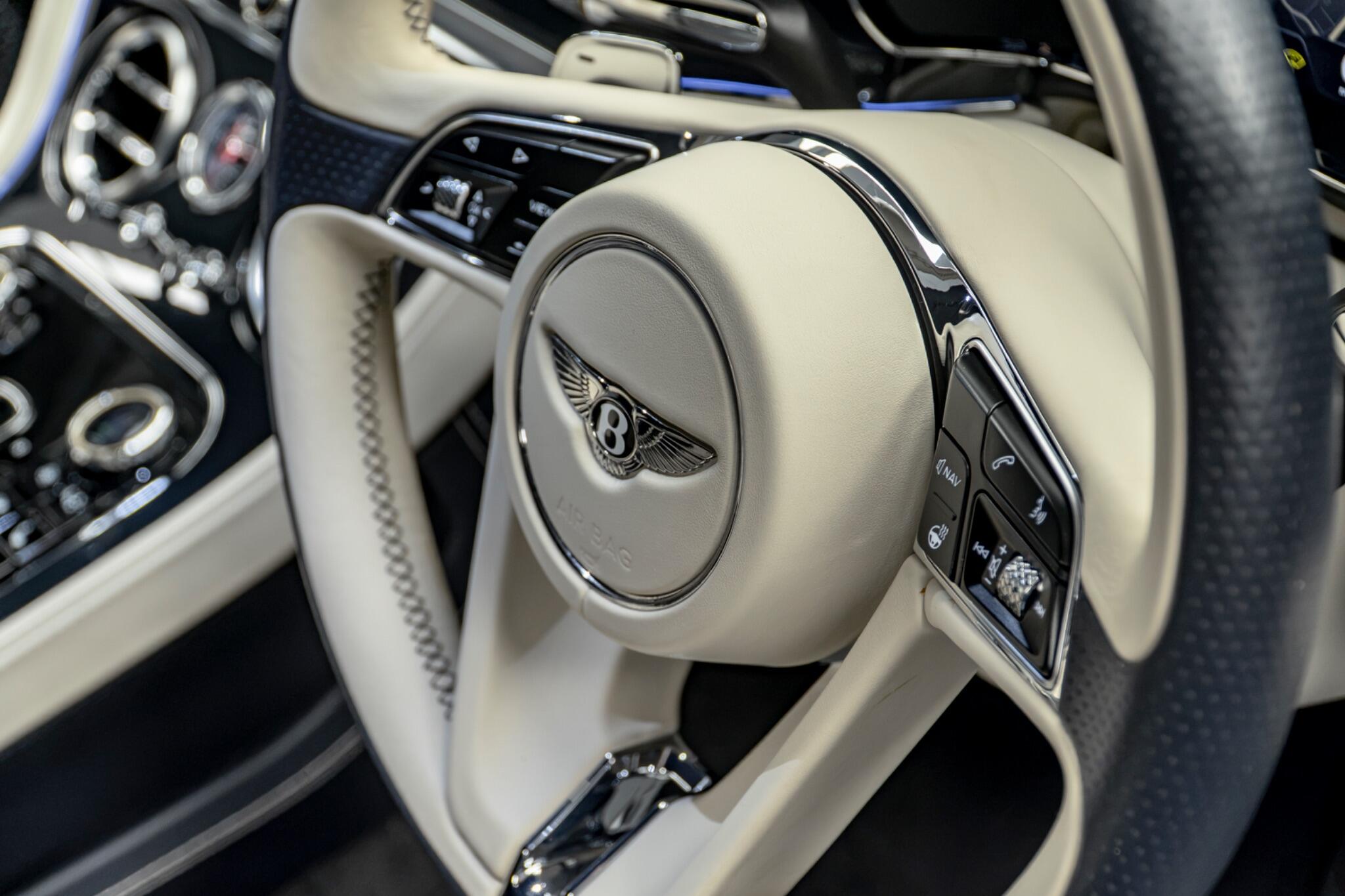Bentley Continental view 33
