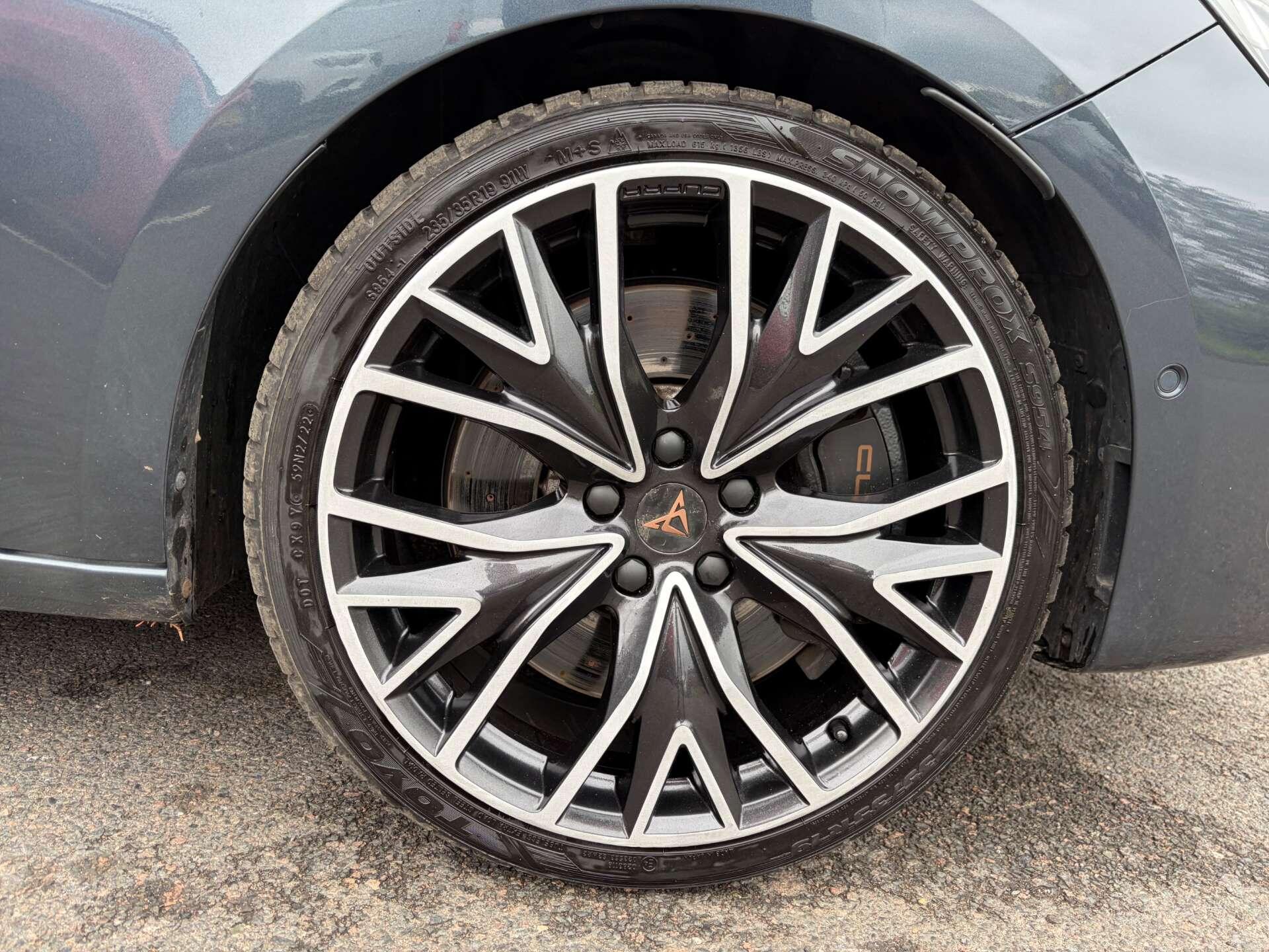 Cupra Leon view 11