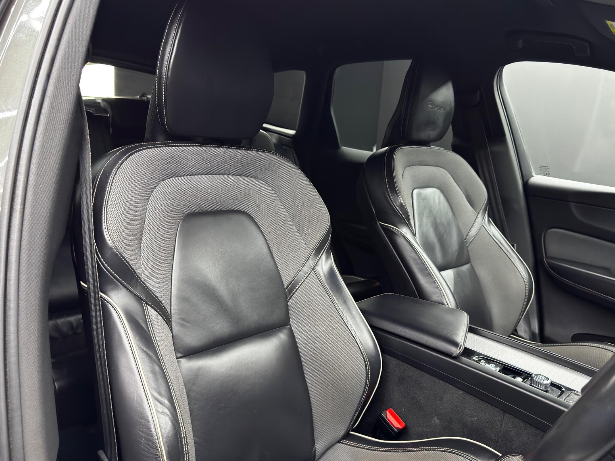 Volvo XC60 view 12