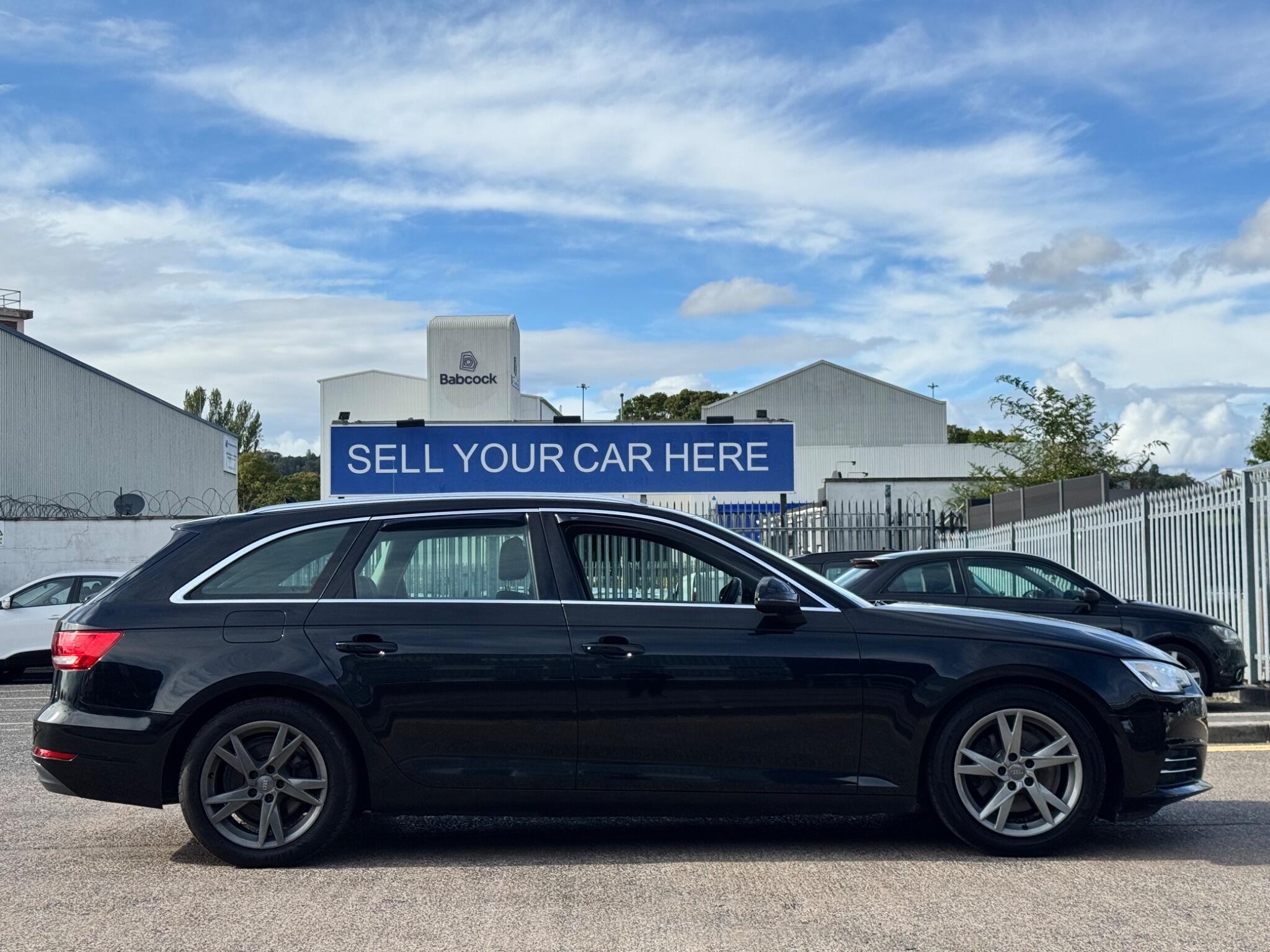 Audi A4 view 19