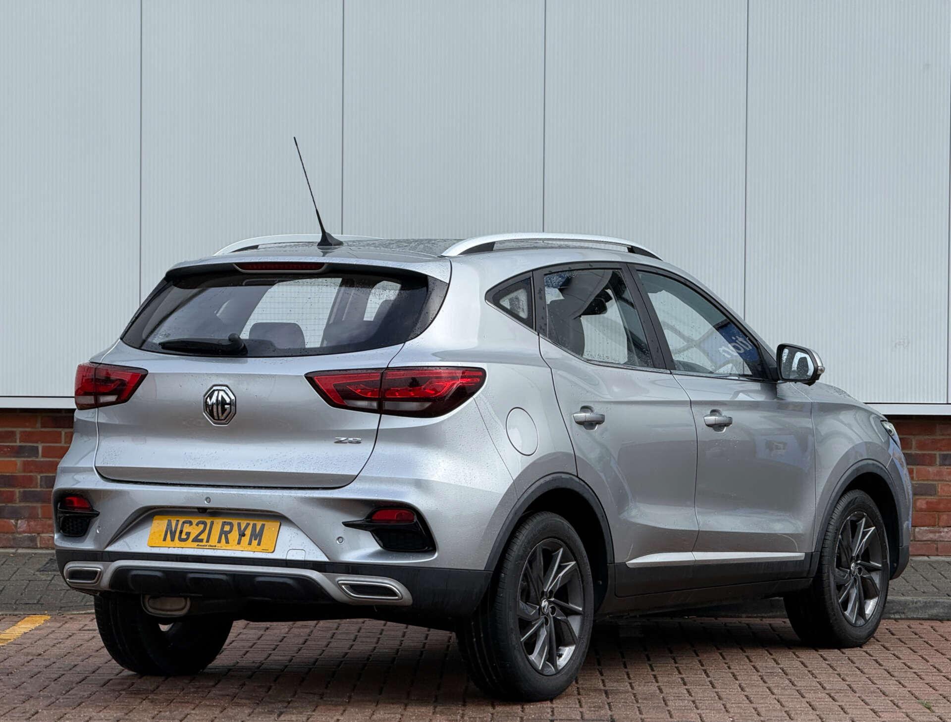 MG ZS view 6