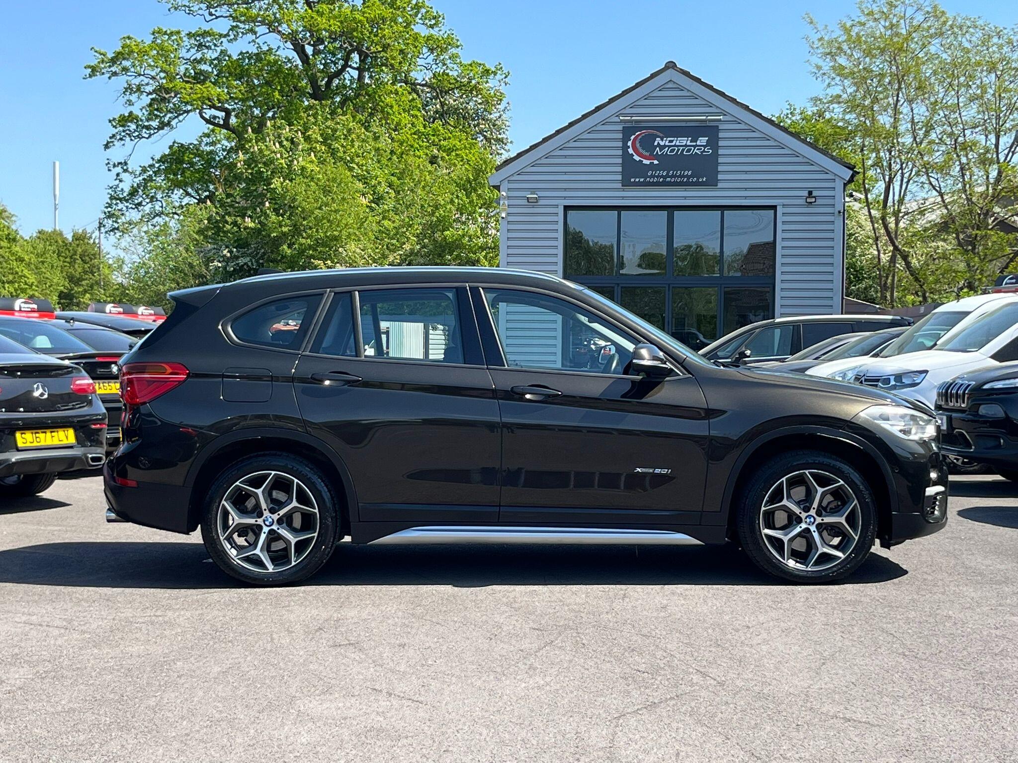 BMW X1 view 8