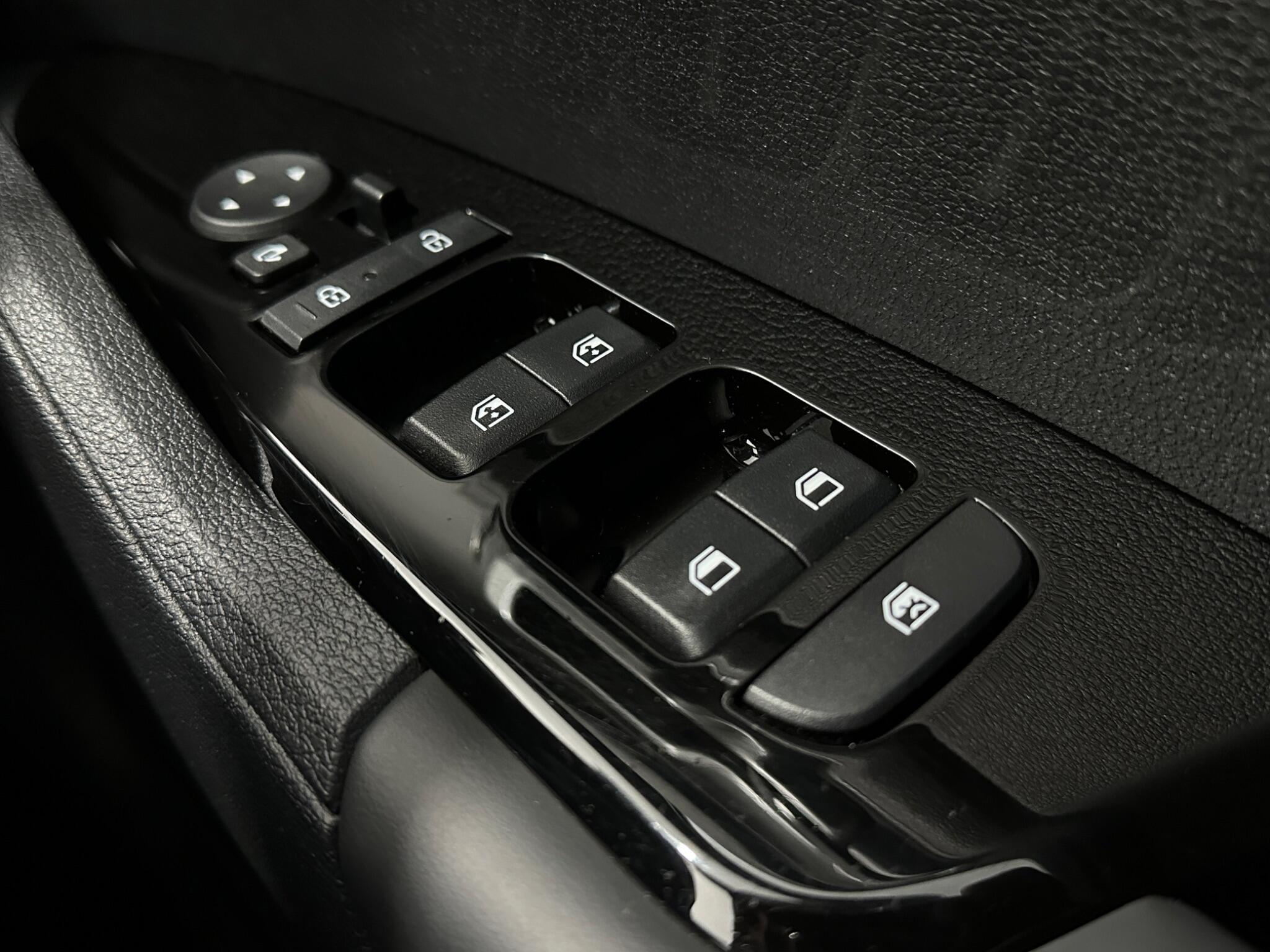 Kia Sportage view 18