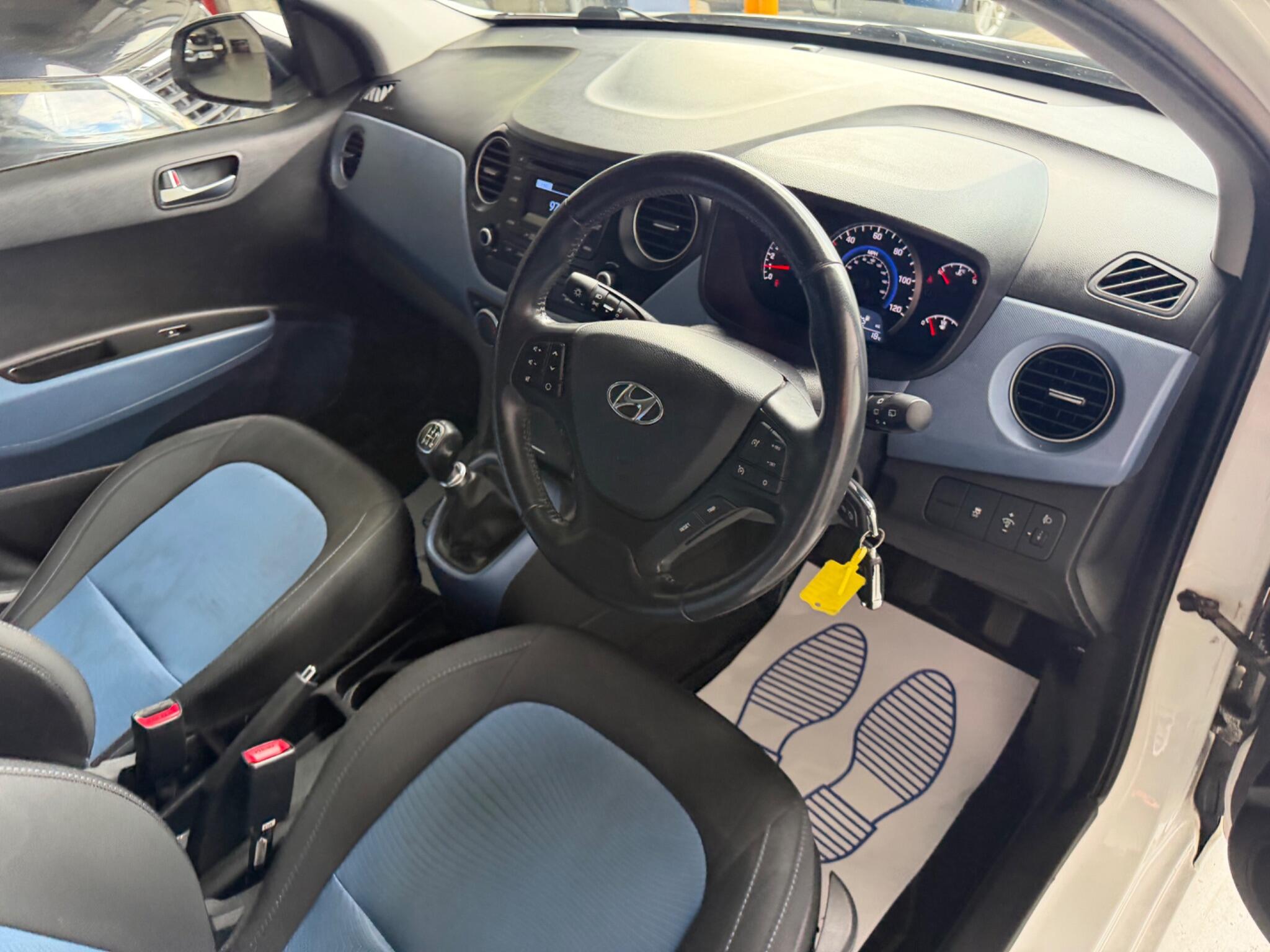 Hyundai I10 view 21