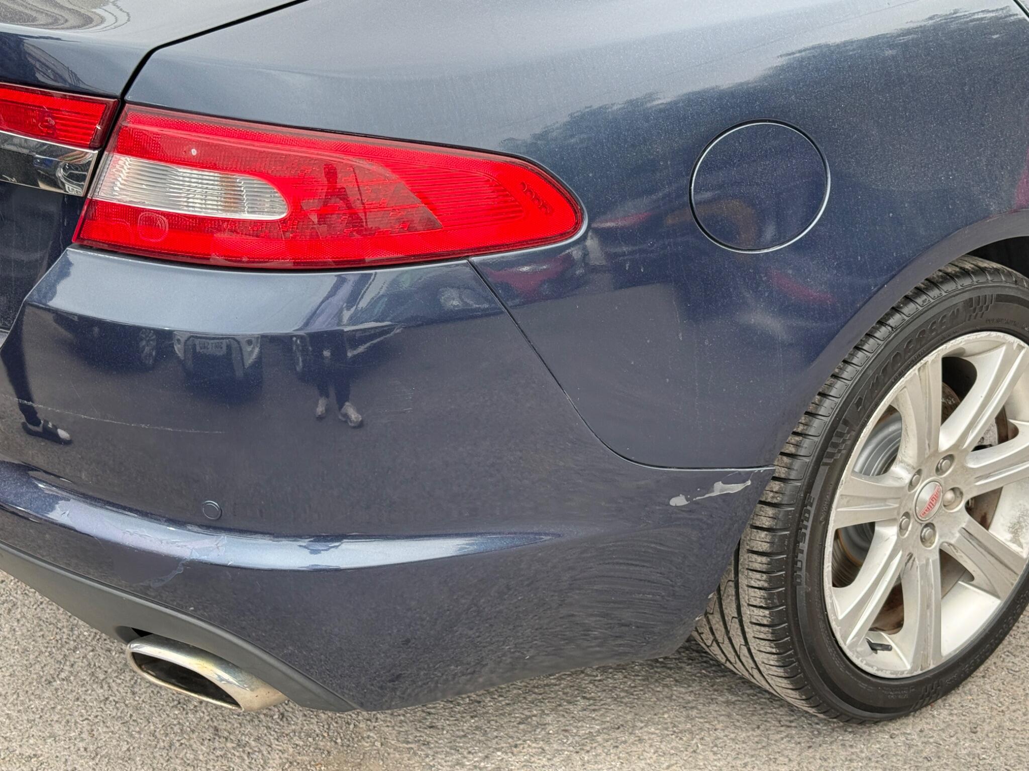 Jaguar XF - Image 25