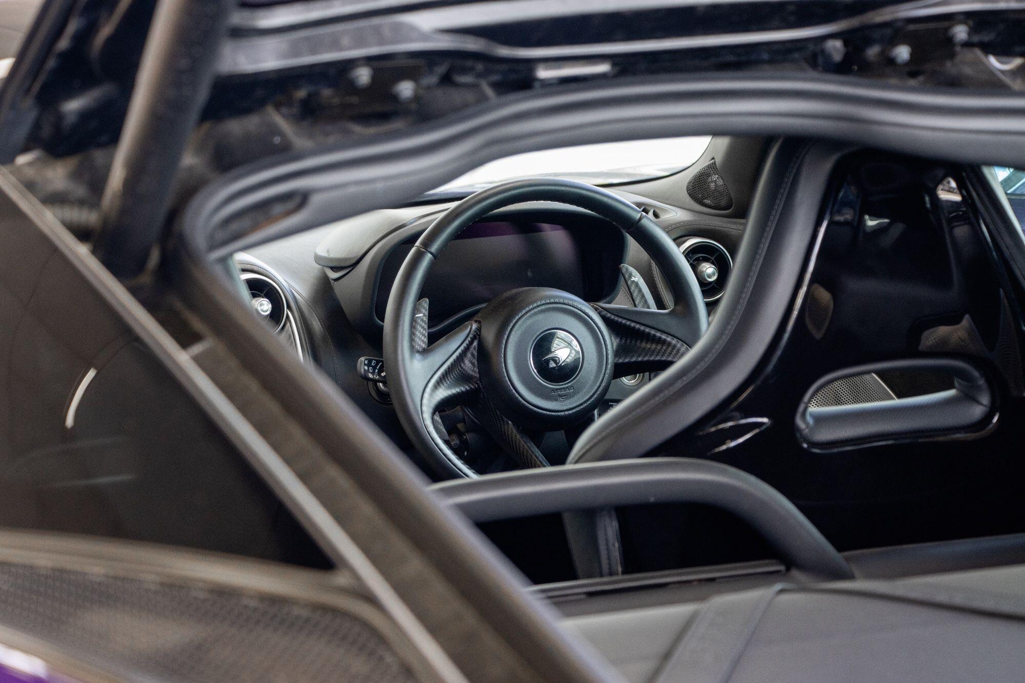 Mclaren GT view 2