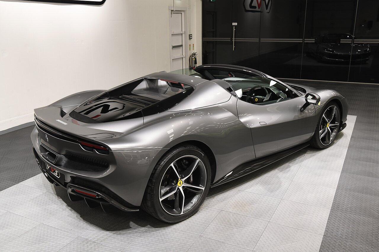 Ferrari 296 view 31