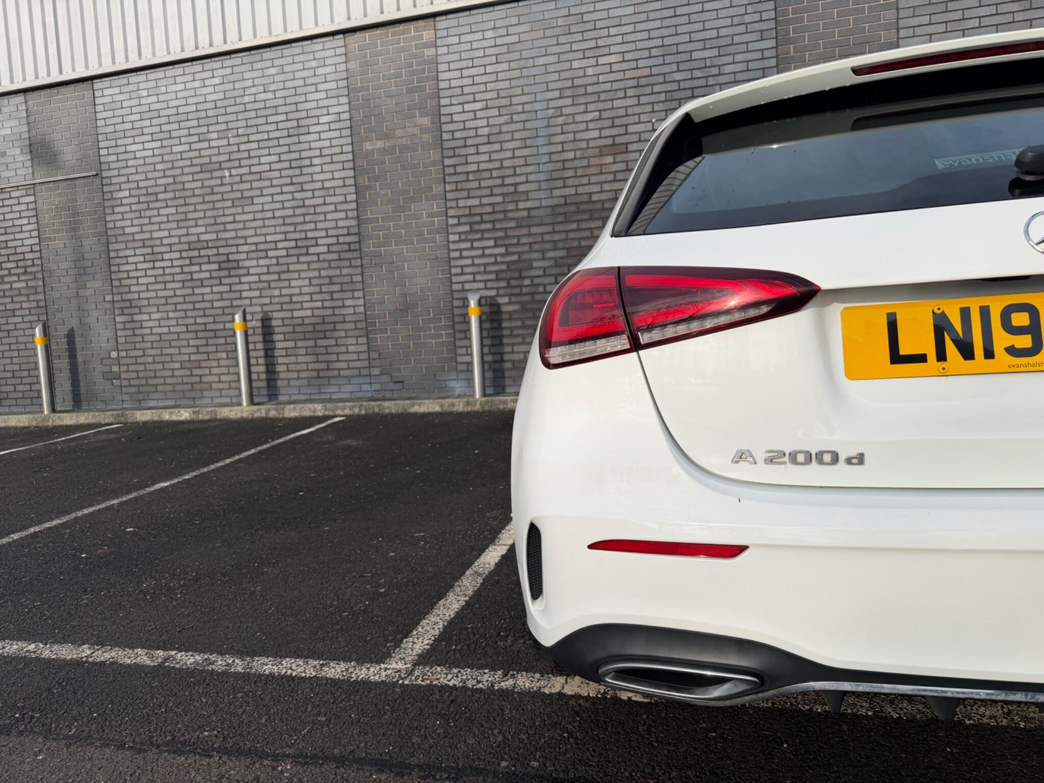 2019 Mercedes-Benz A Class 2.0 A200d AMG Line 8G-DCT Euro 6 (s/s) 5dr • 58,200 miles image 11