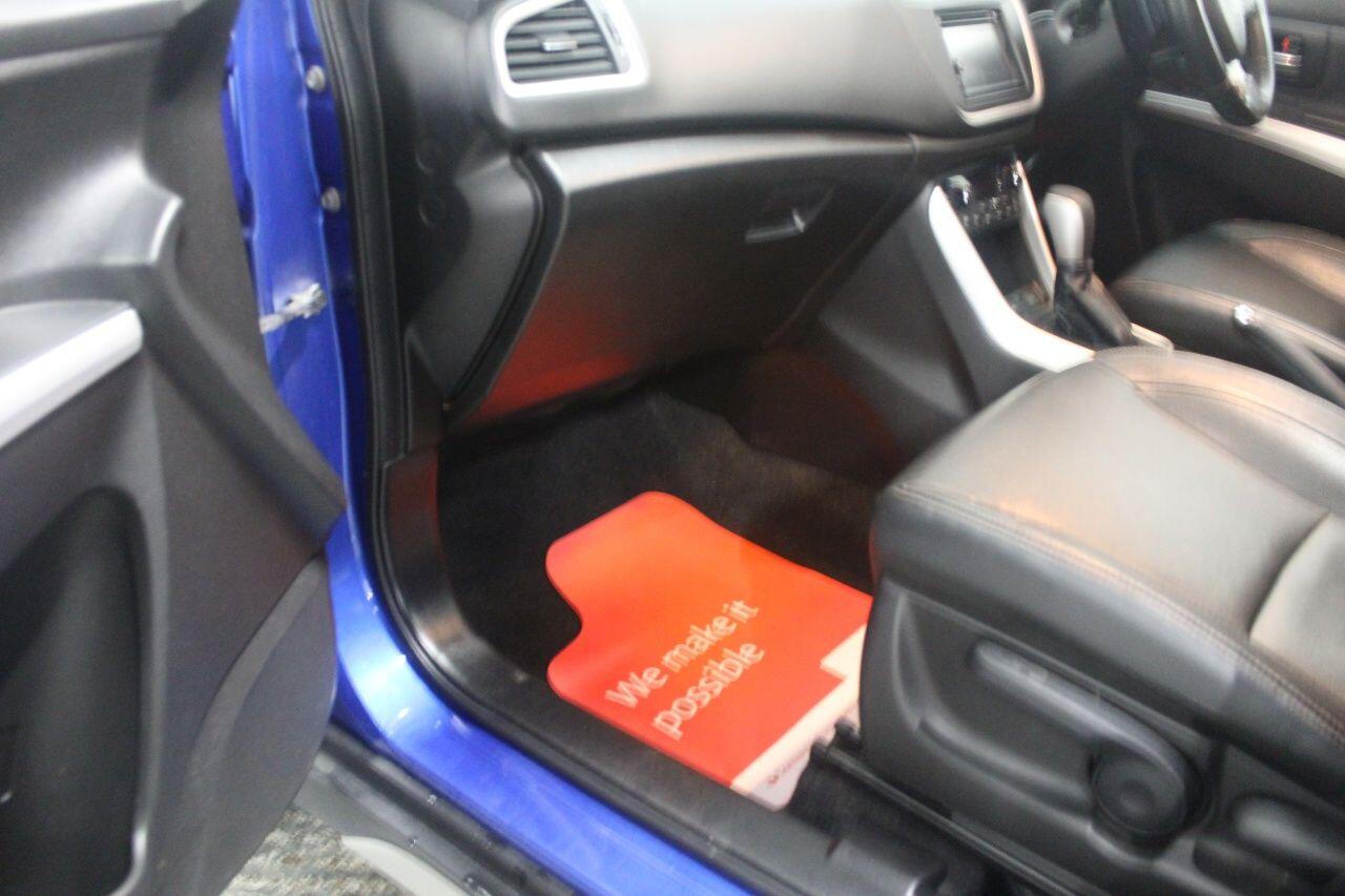 Suzuki SX4 S-Cross view 33