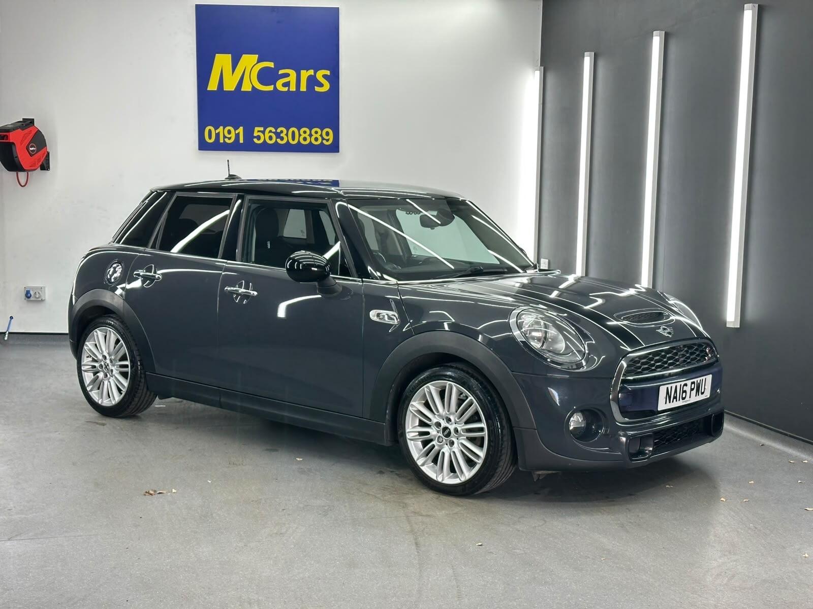 MINI Hatch view 4