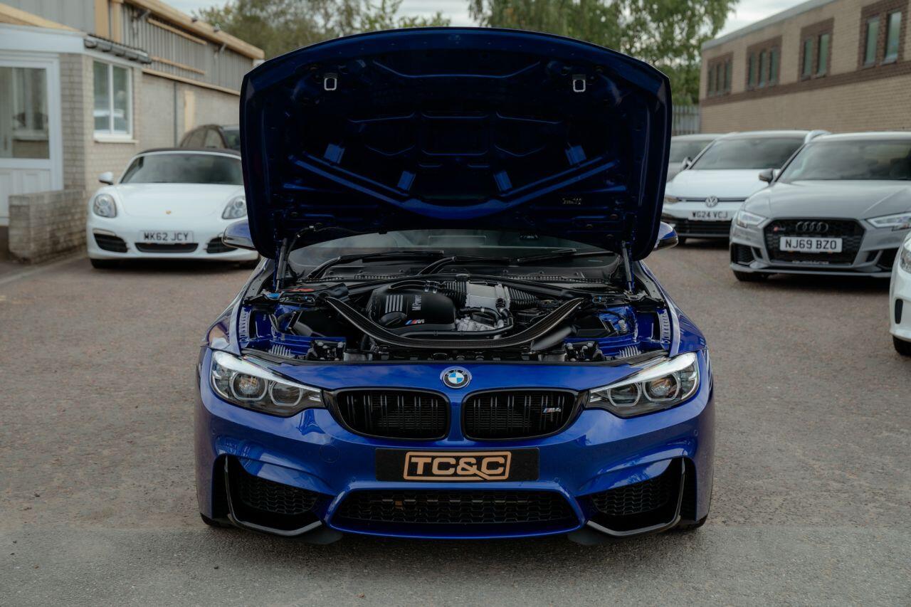BMW M4 view 31