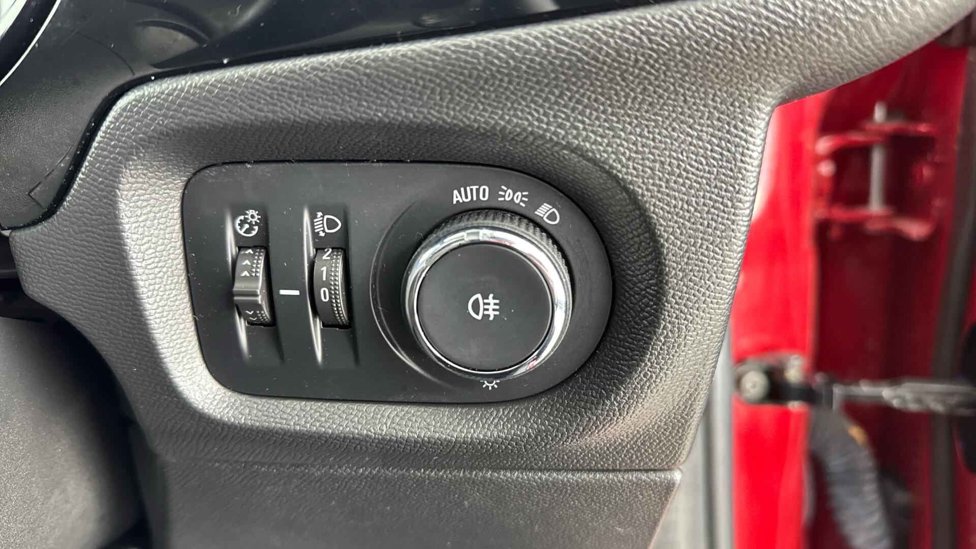 Vauxhall Corsa view 21