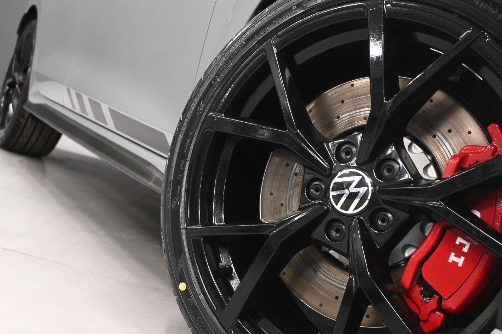 Volkswagen Golf view 15