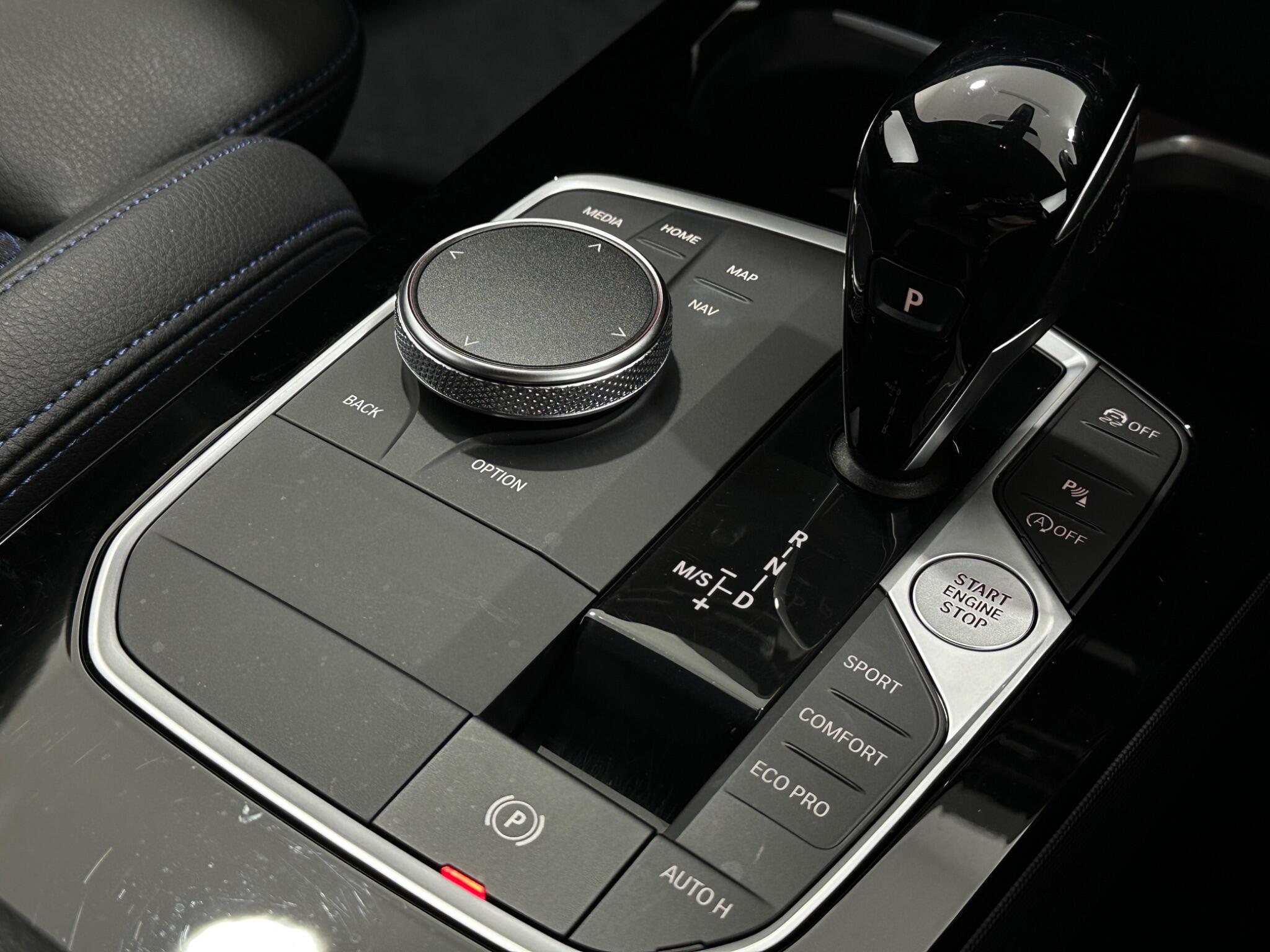 BMW 1 Series view 21