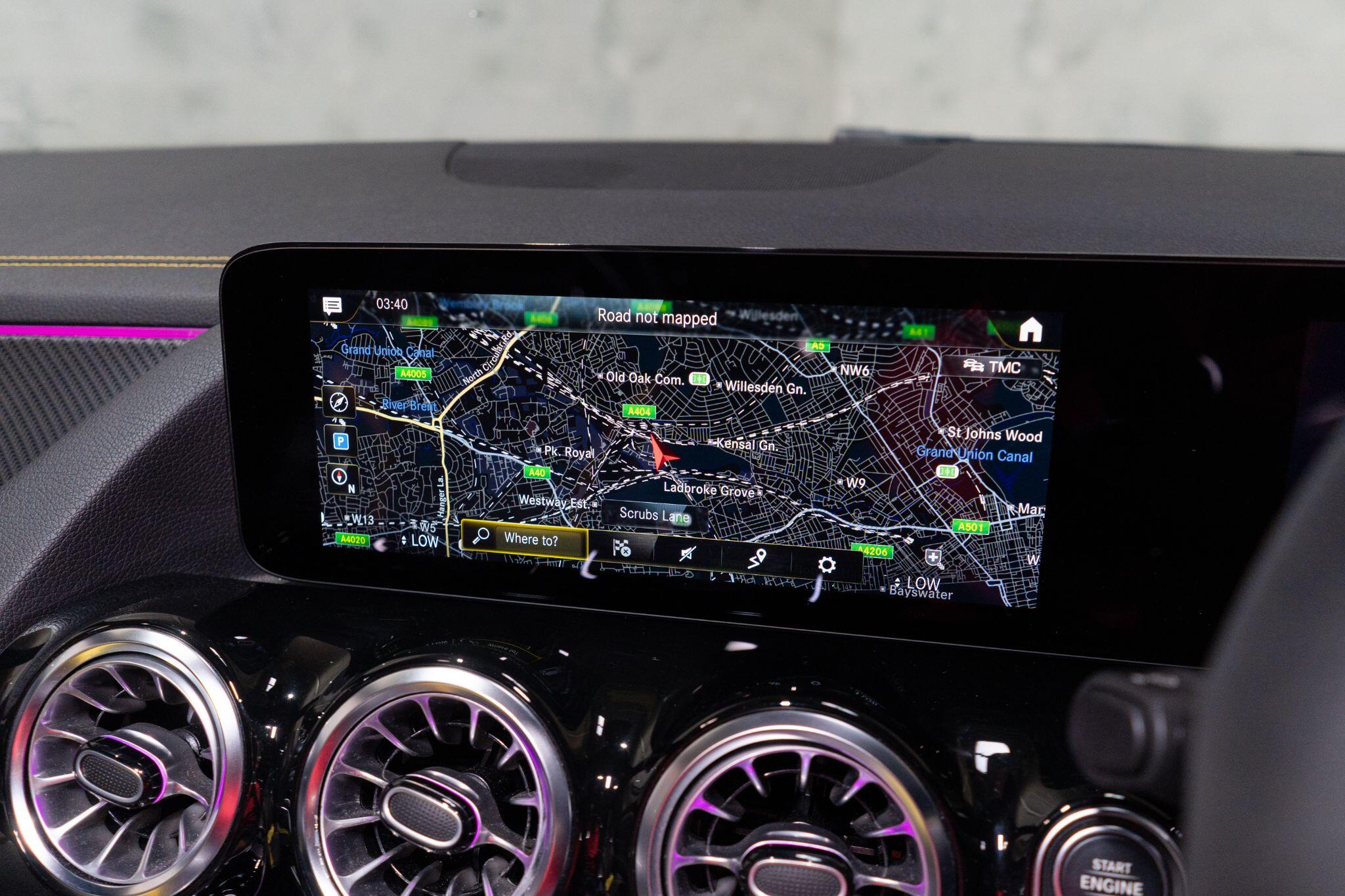 Mercedes-Benz Gla view 21