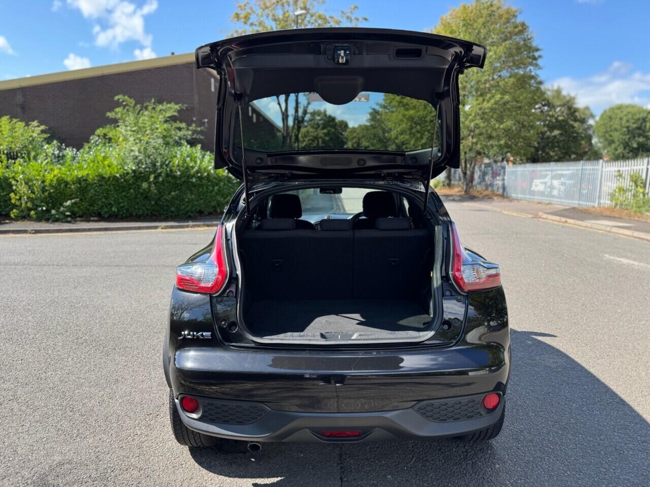 Nissan Juke view 32
