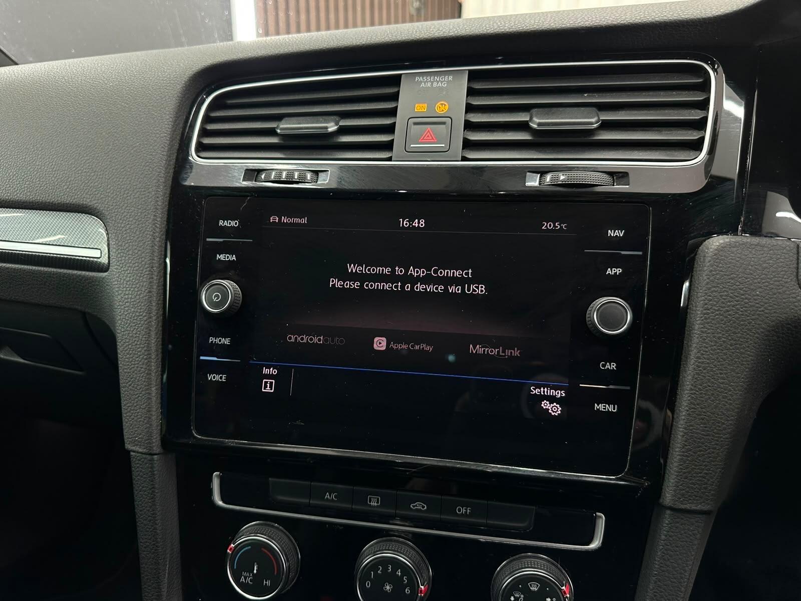 Volkswagen Golf view 39