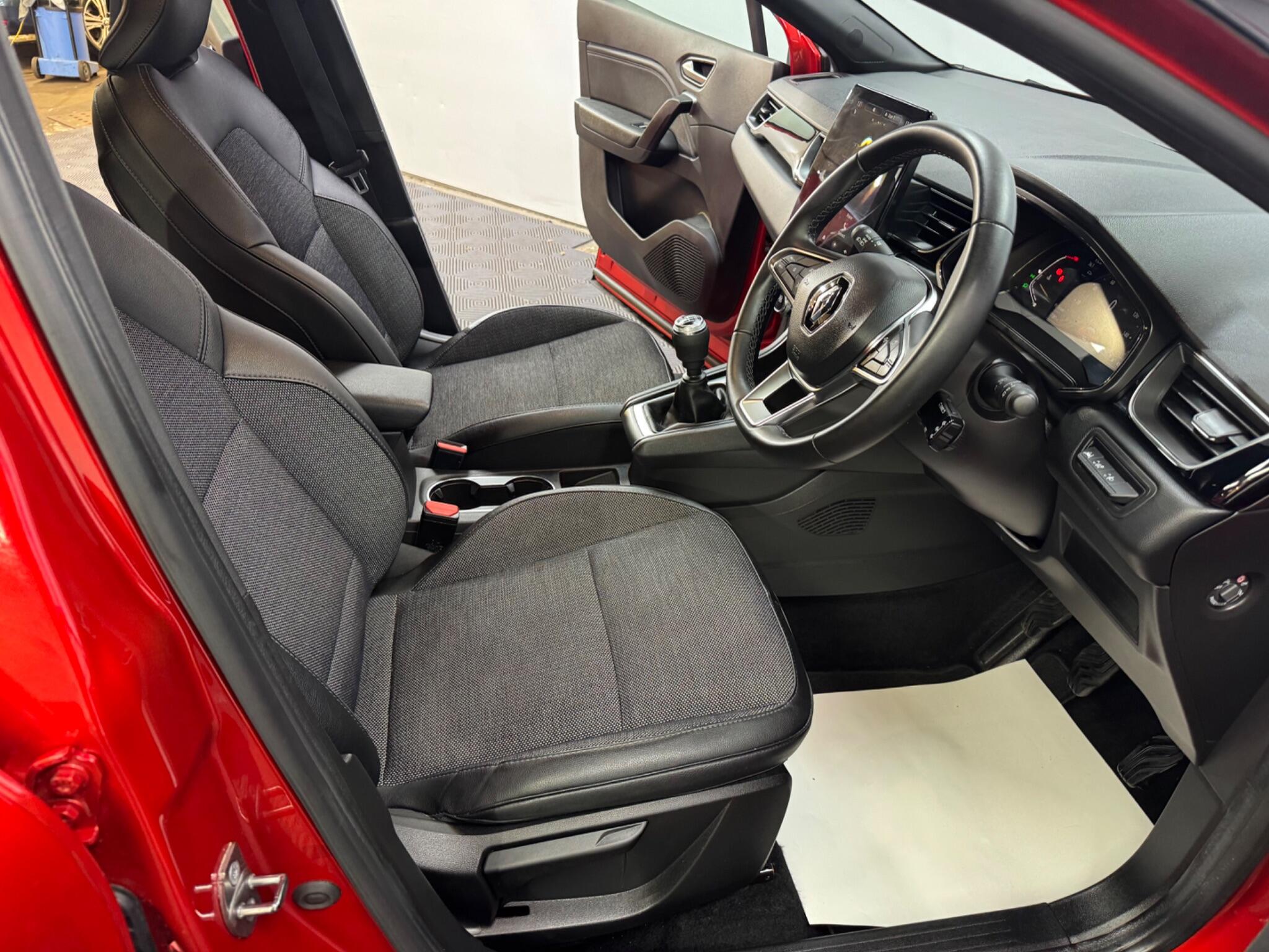 Renault Captur view 39