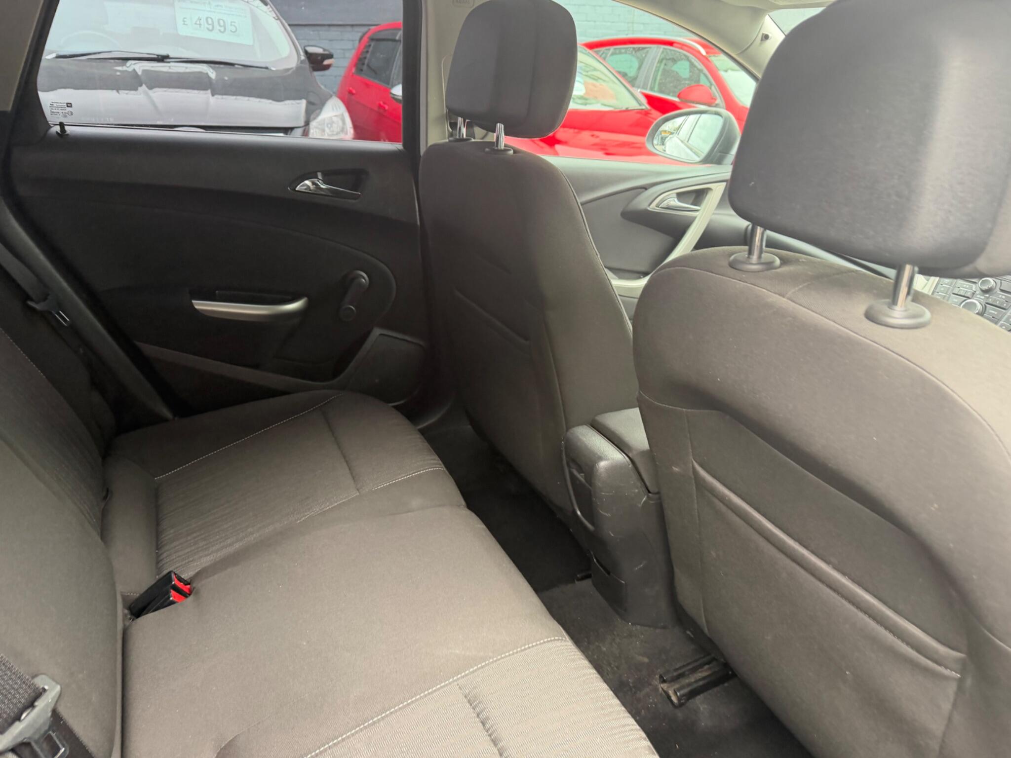 Vauxhall Astra view 31