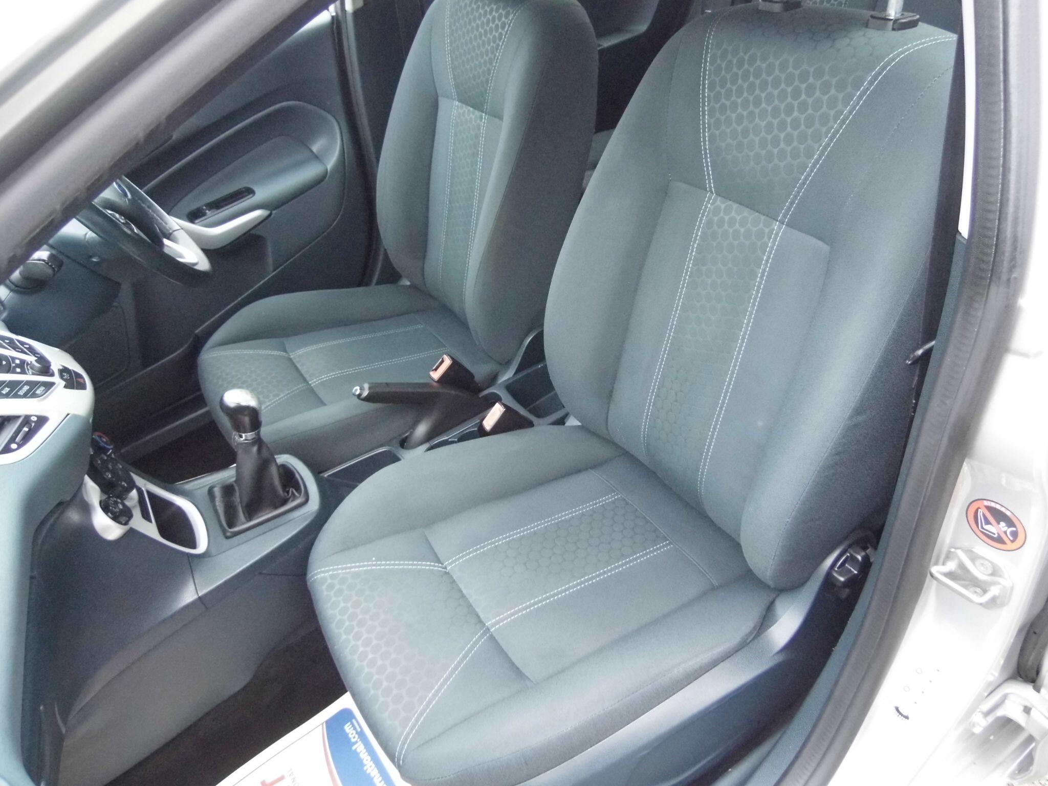 Ford Fiesta view 17
