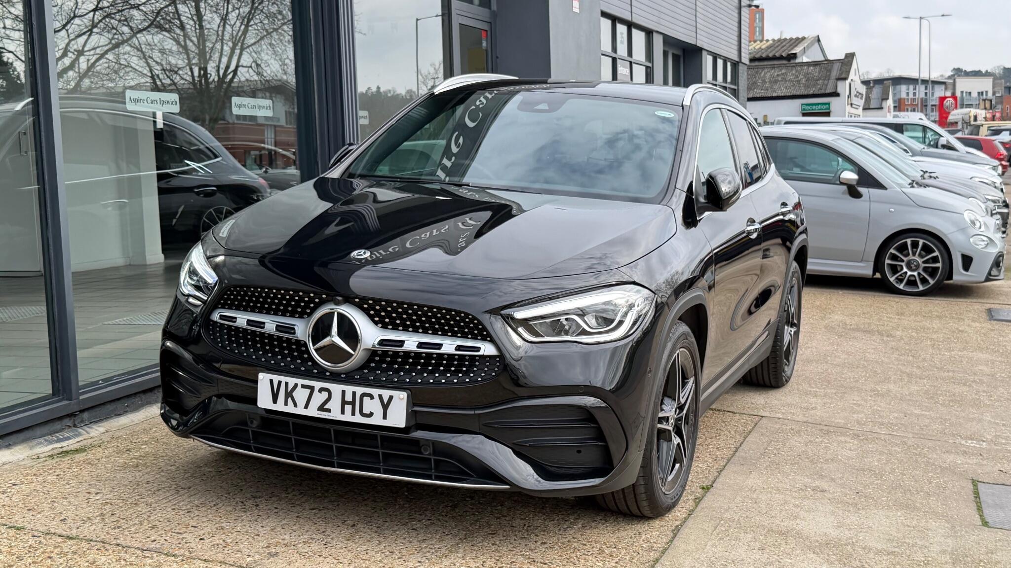 Mercedes-Benz Gla view 4