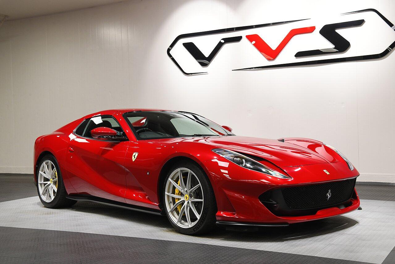 Ferrari 812 view 51