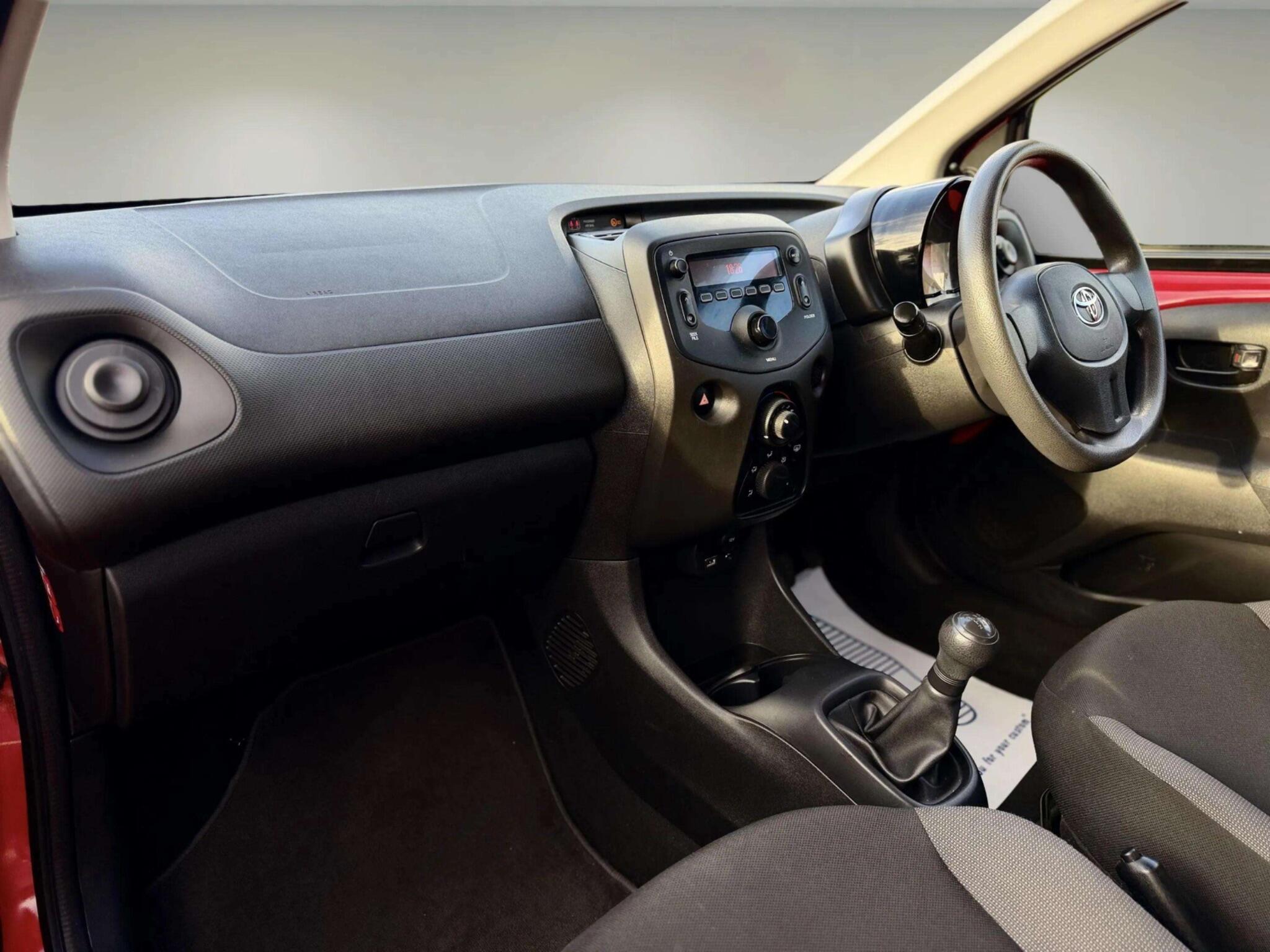 Toyota Aygo view 33