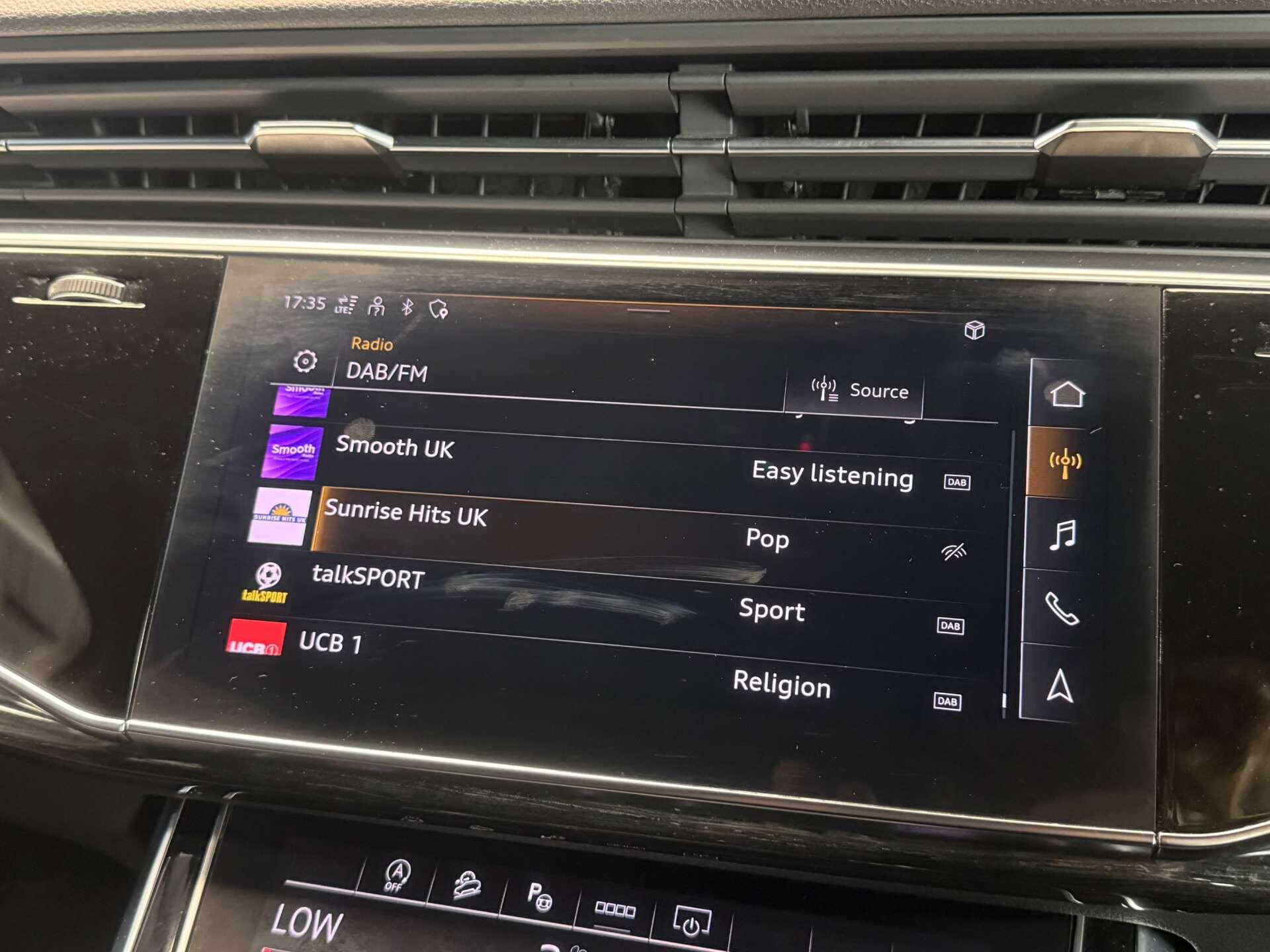 Audi Q7 view 35