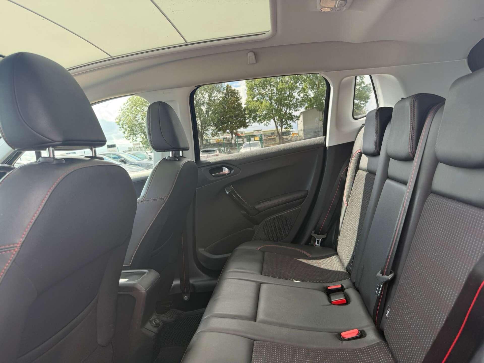 Peugeot 2008 view 39
