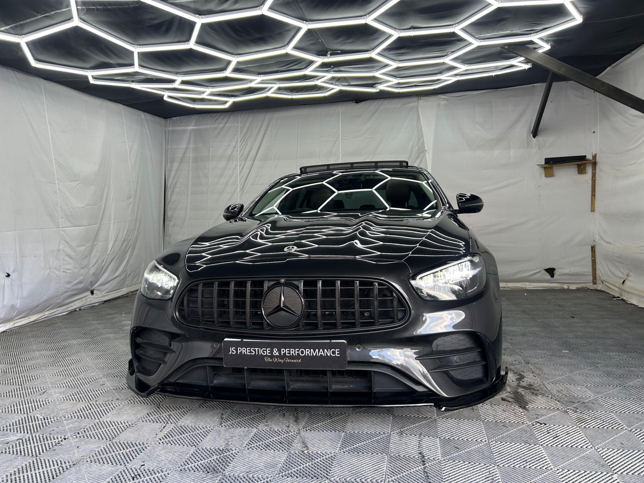 Mercedes-Benz E Class view 53