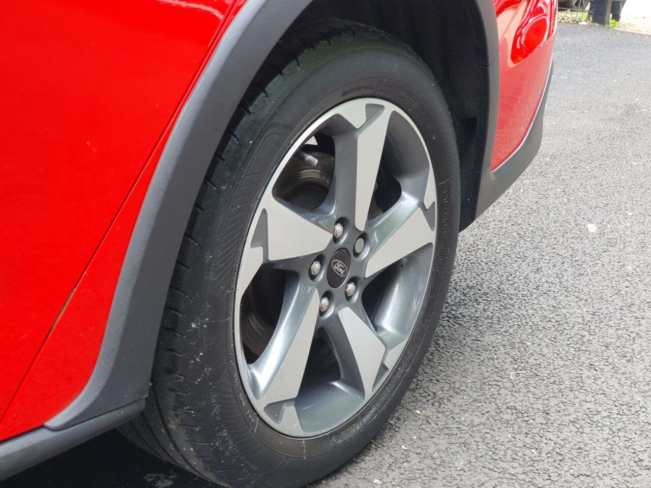 Ford Focus view 10