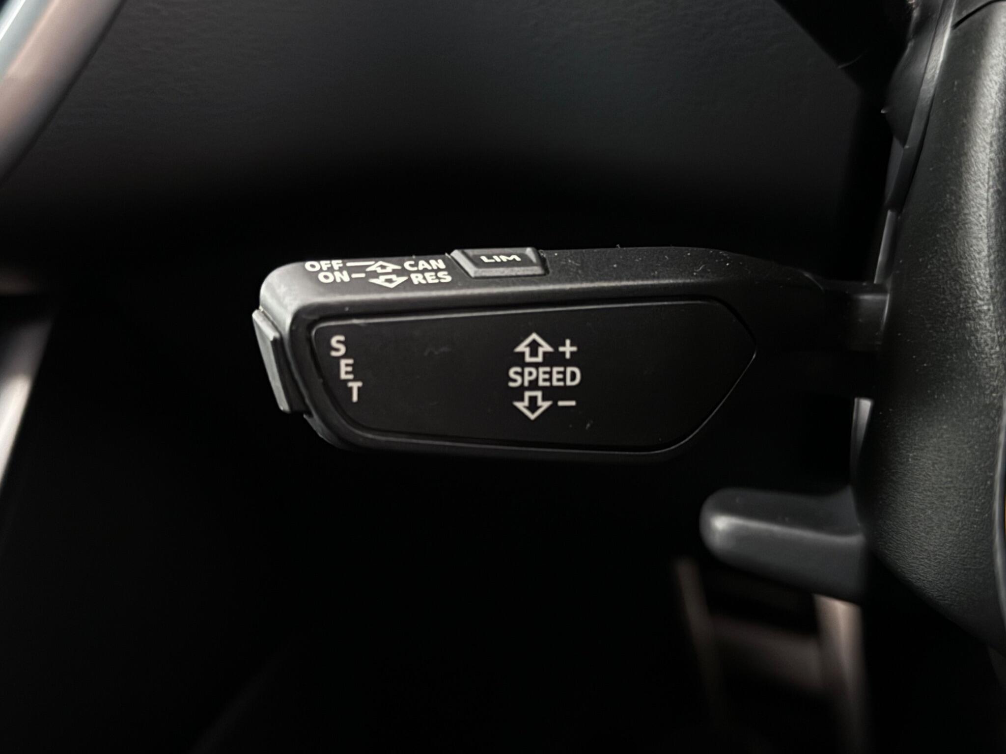 Audi A6 view 17