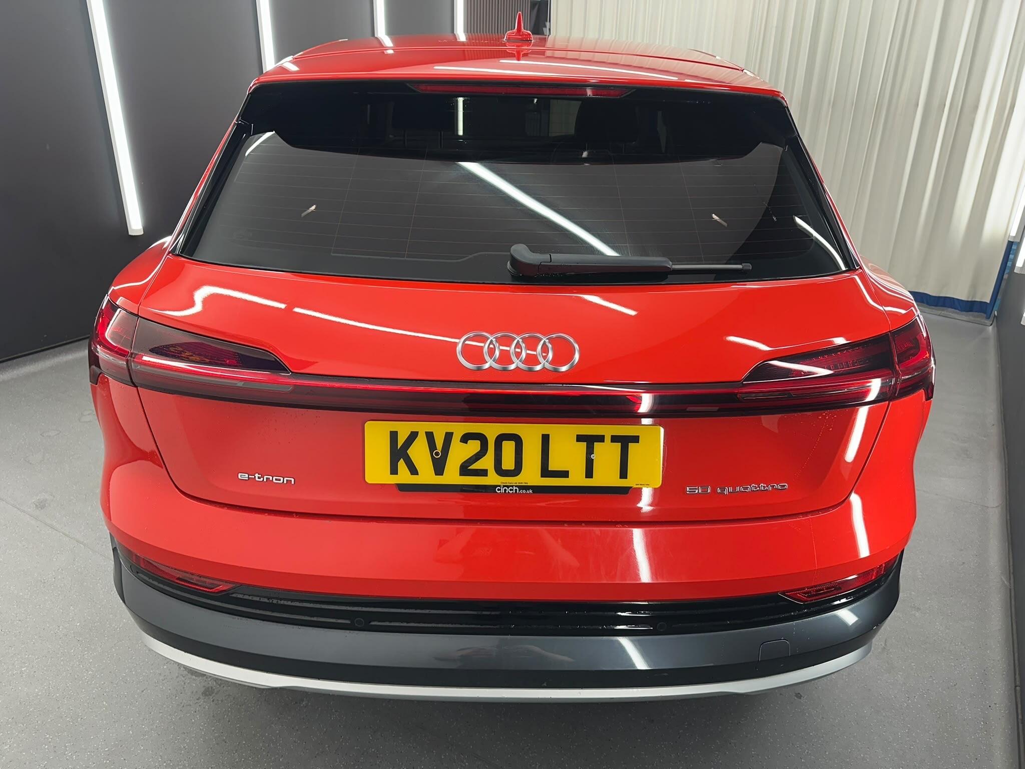 Audi E-Tron view 12