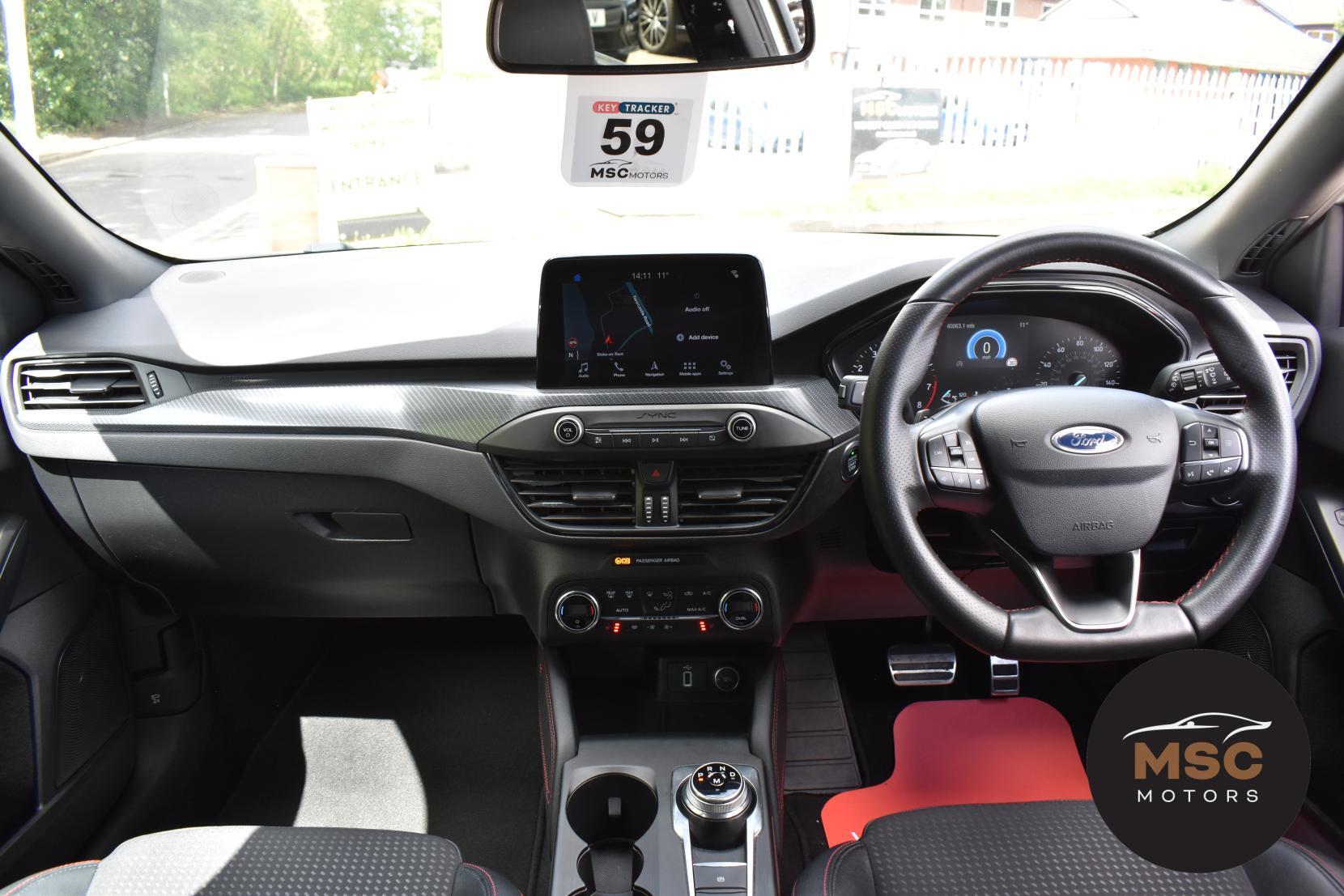Ford Focus view 41