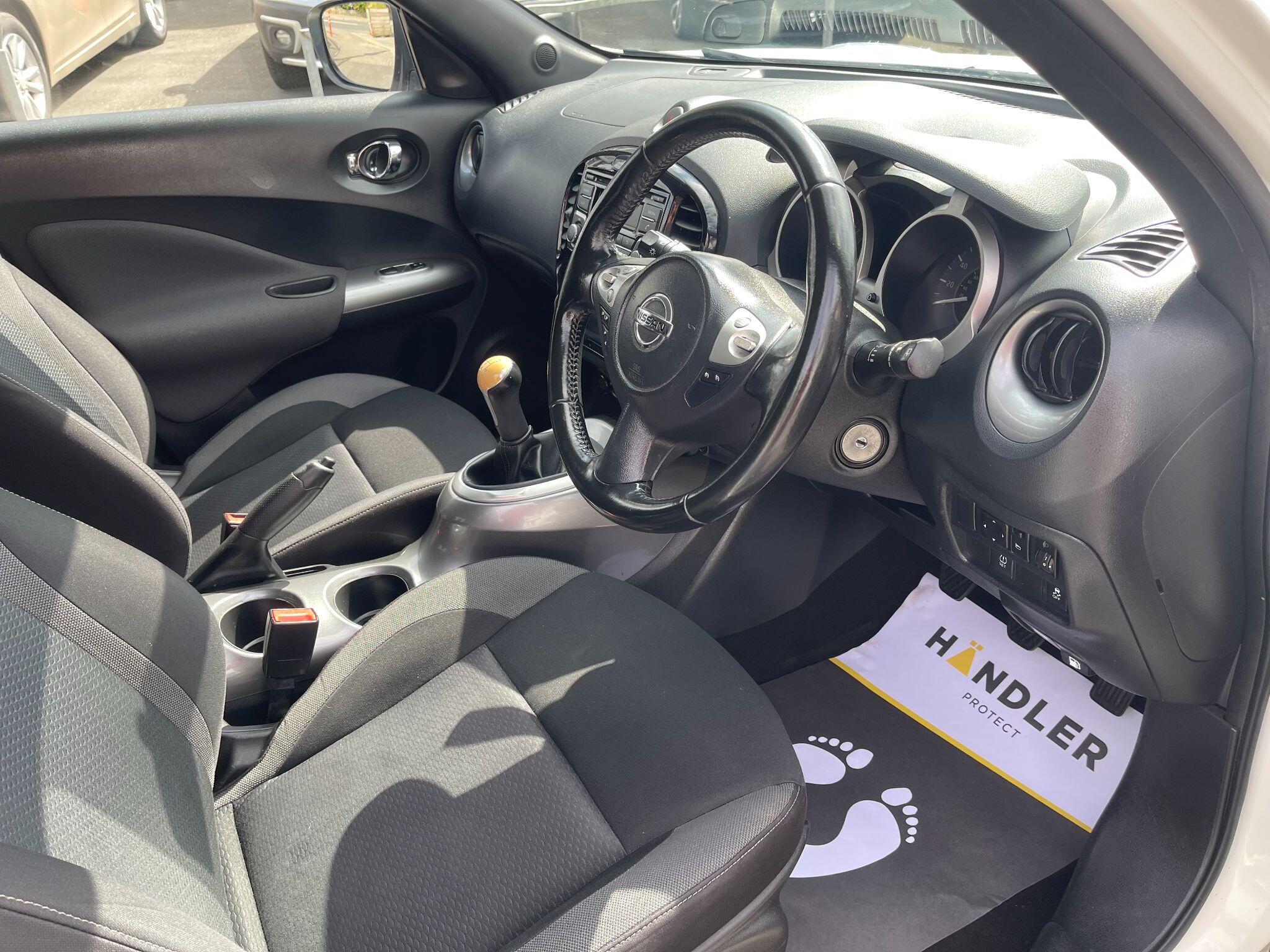 Nissan Juke view 25