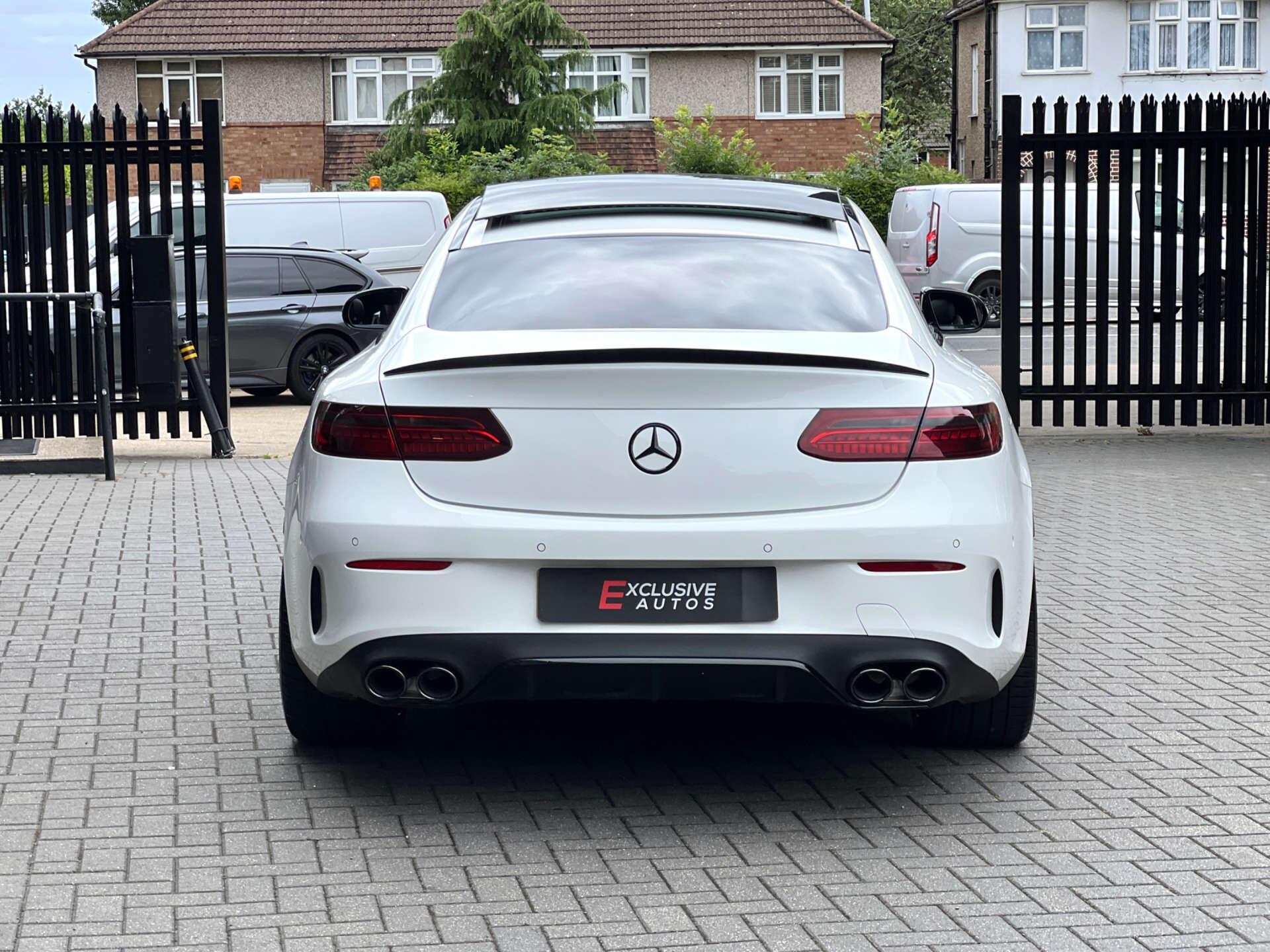 Mercedes-Benz E Class view 12