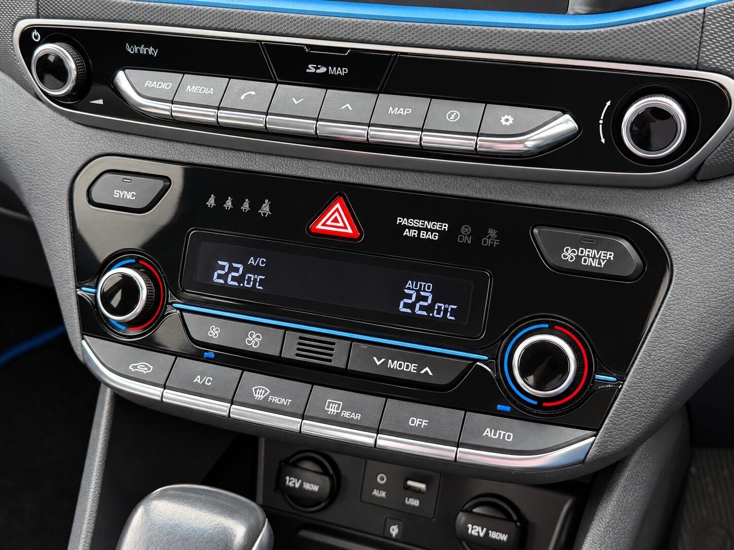 Hyundai Ioniq view 23