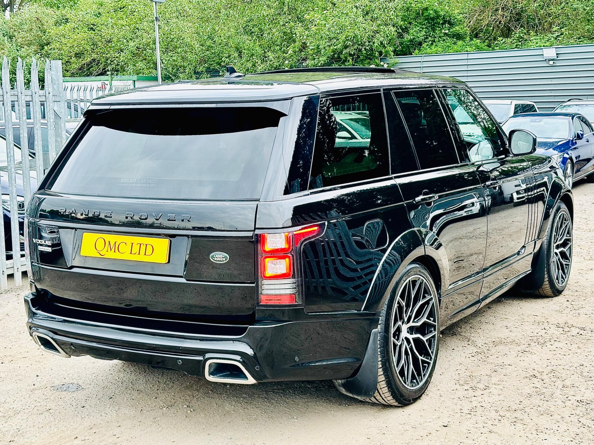 Land Rover Range Rover view 6
