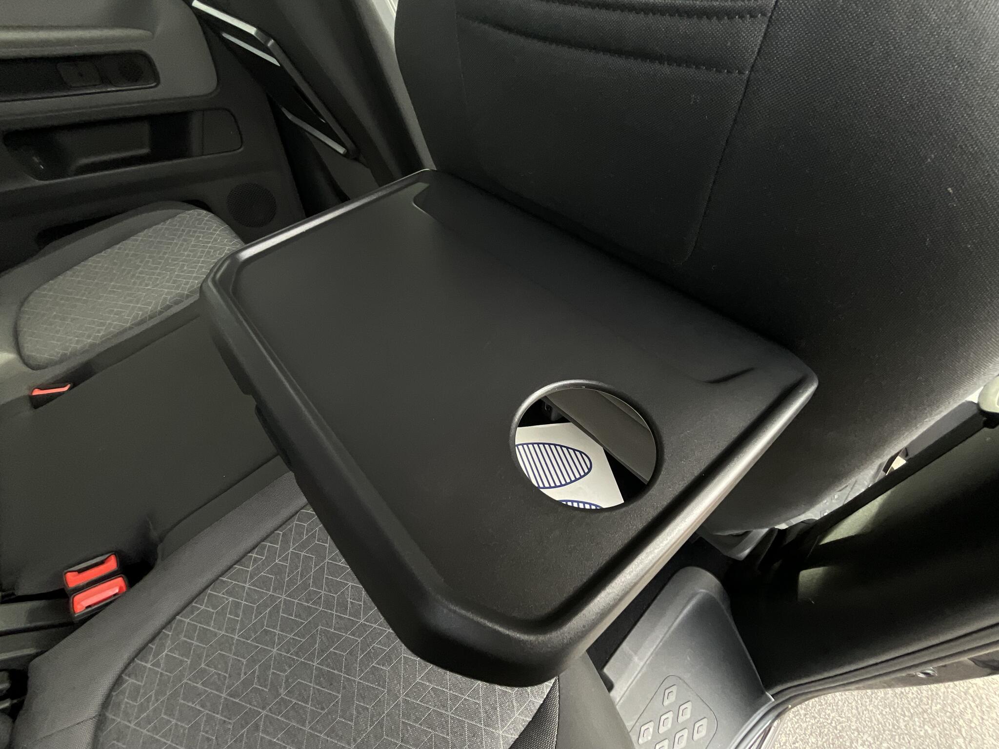 Volkswagen Id. Buzz view 38