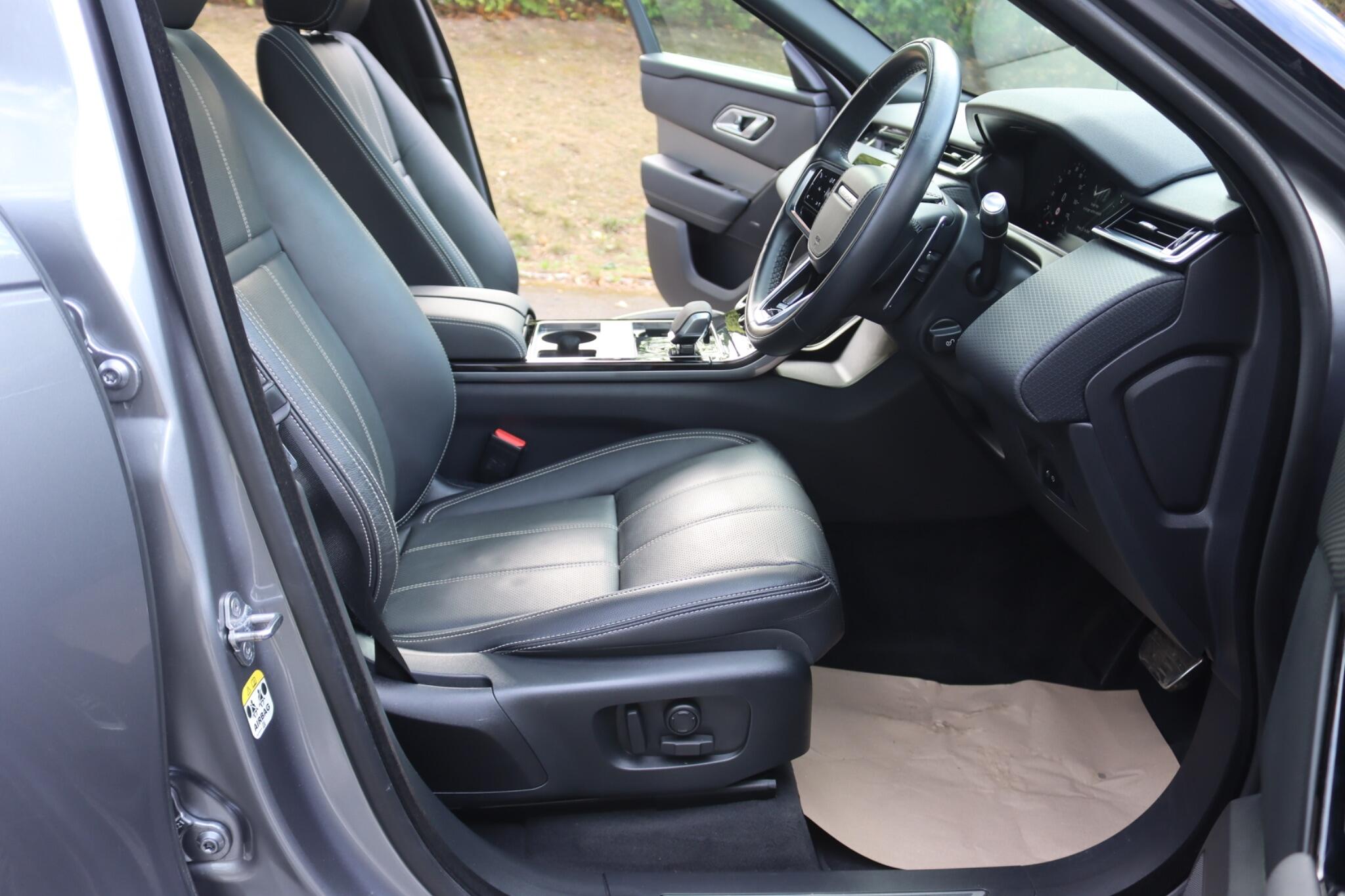 Land Rover Range Rover Velar view 37
