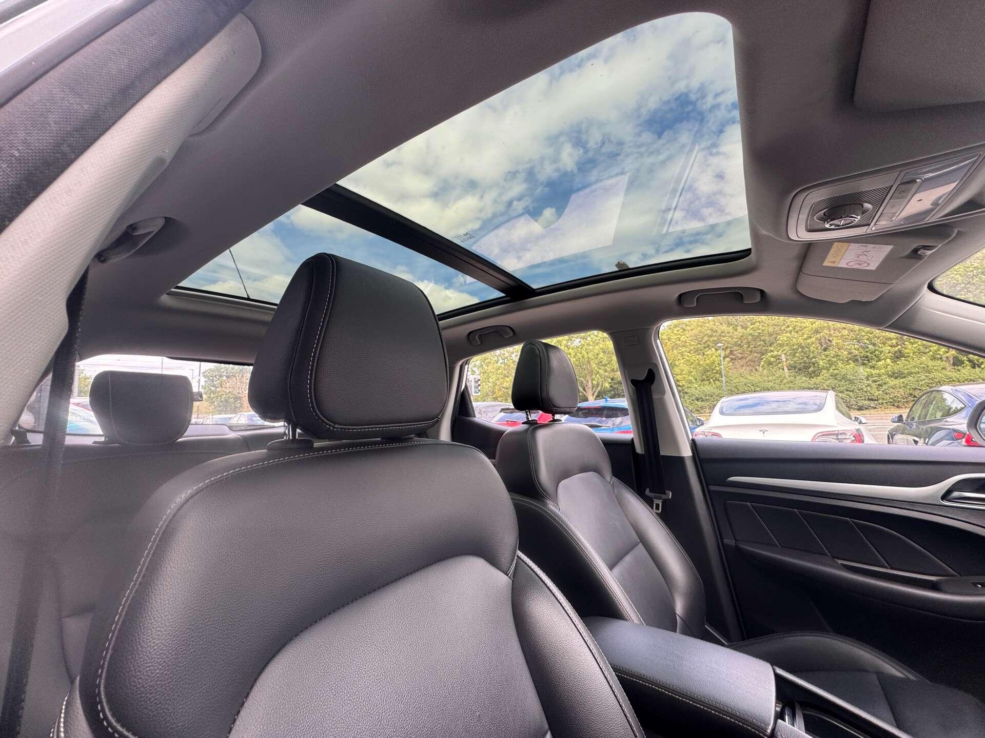 MG MG ZS view 11