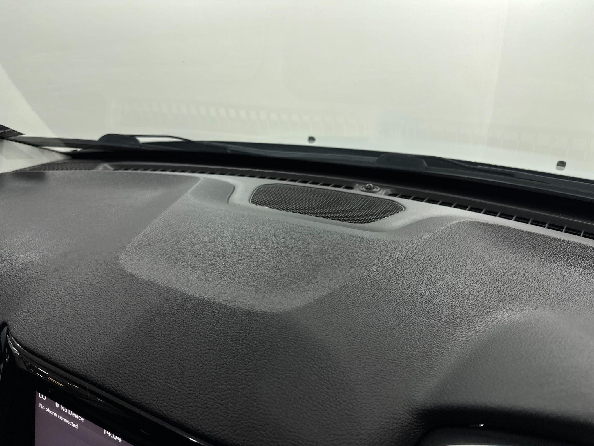 Jeep Compass view 29