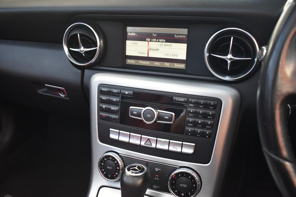 Mercedes-Benz SLK view 42