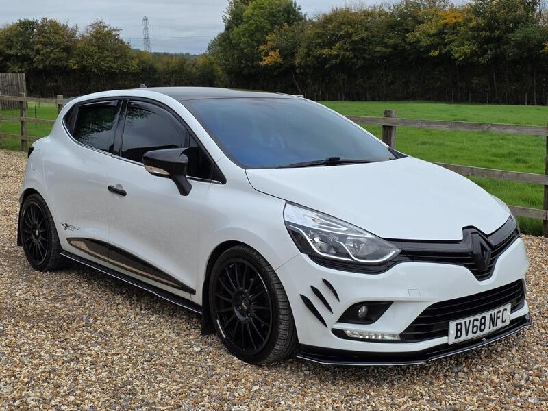2018 Renault Clio 1.5 dCi Iconic Euro 6 (s/s) 5dr • 96,400 miles image 4