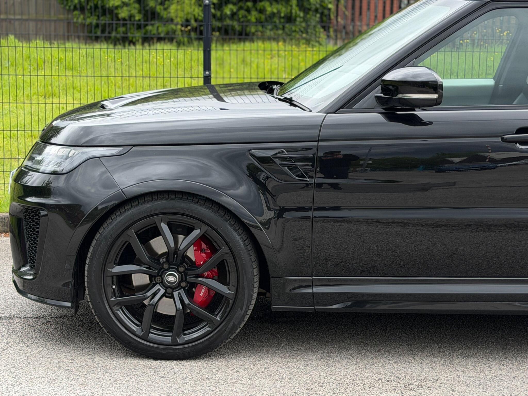 Land Rover Range Rover Sport view 9