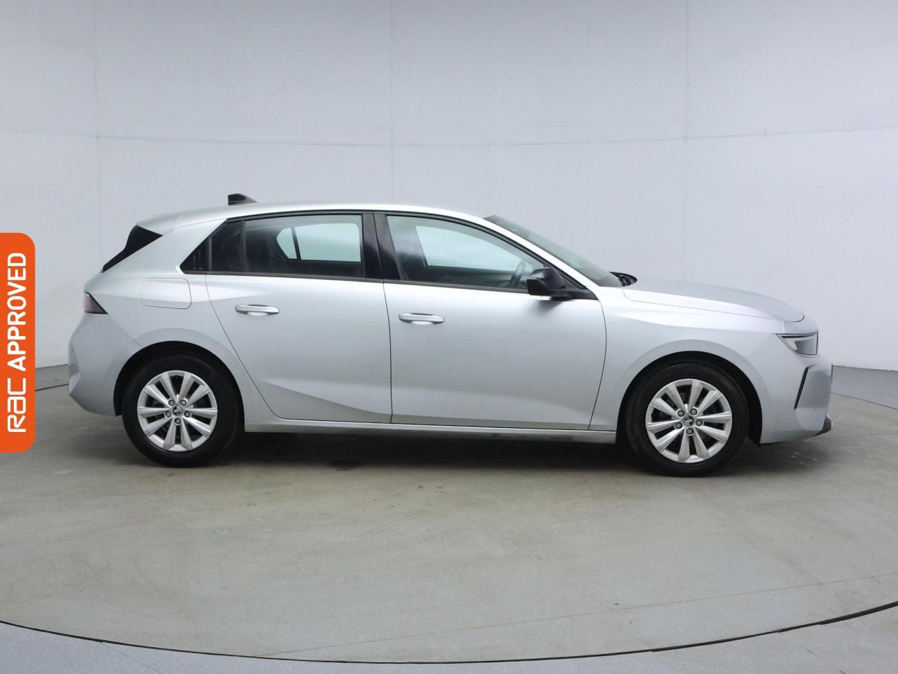 Vauxhall Astra view 6