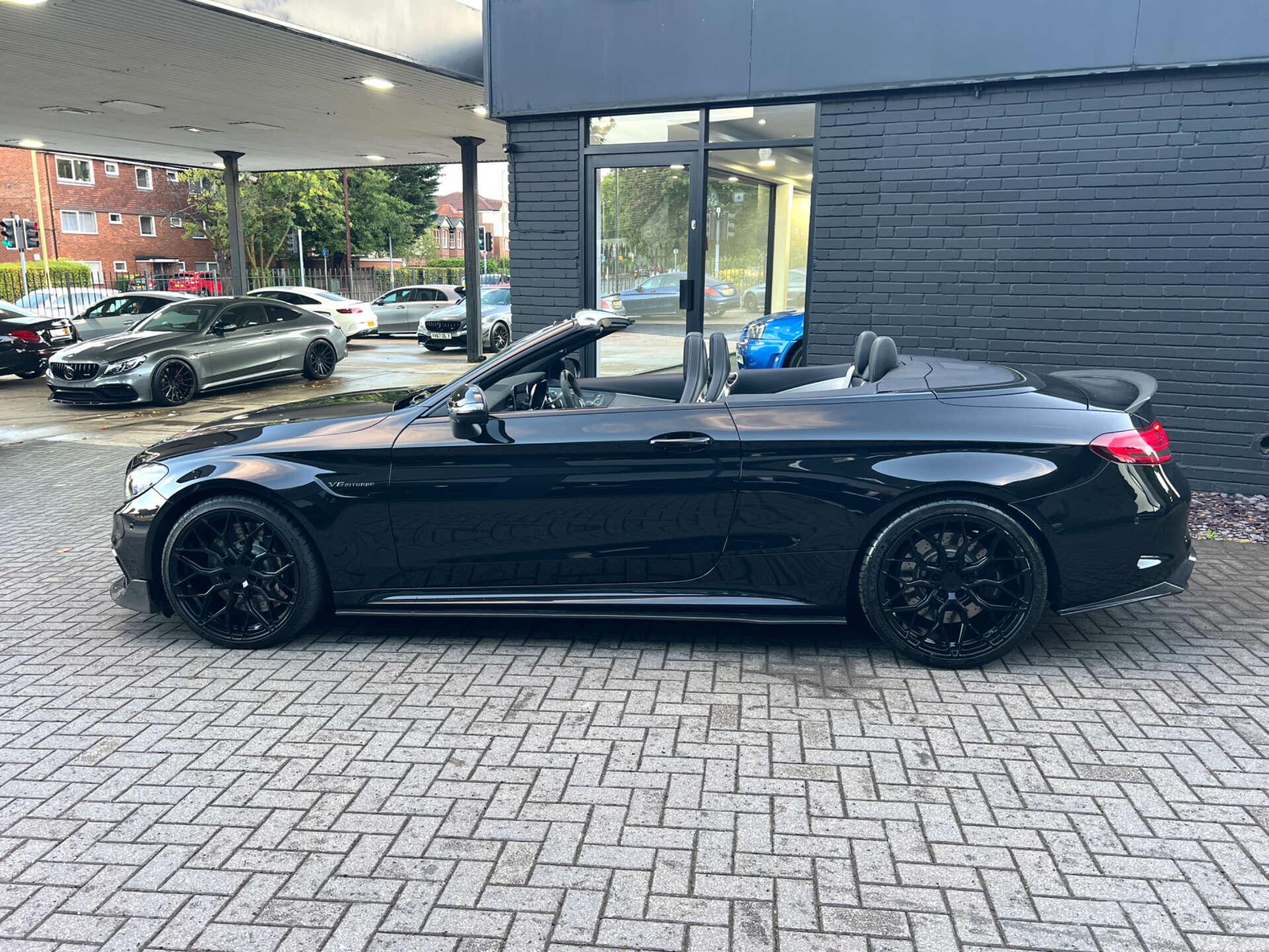 Mercedes-Benz C Class view 16