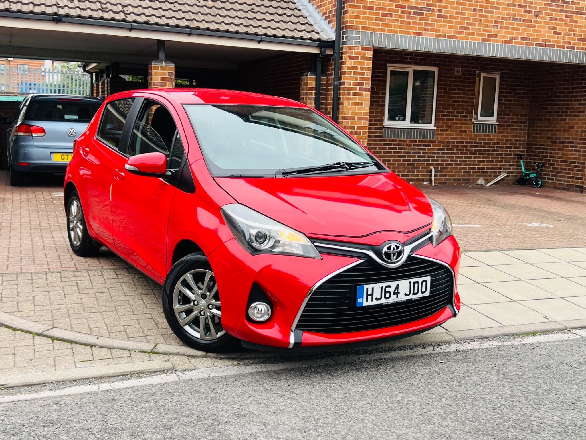 2014 Toyota Yaris in Red for sale