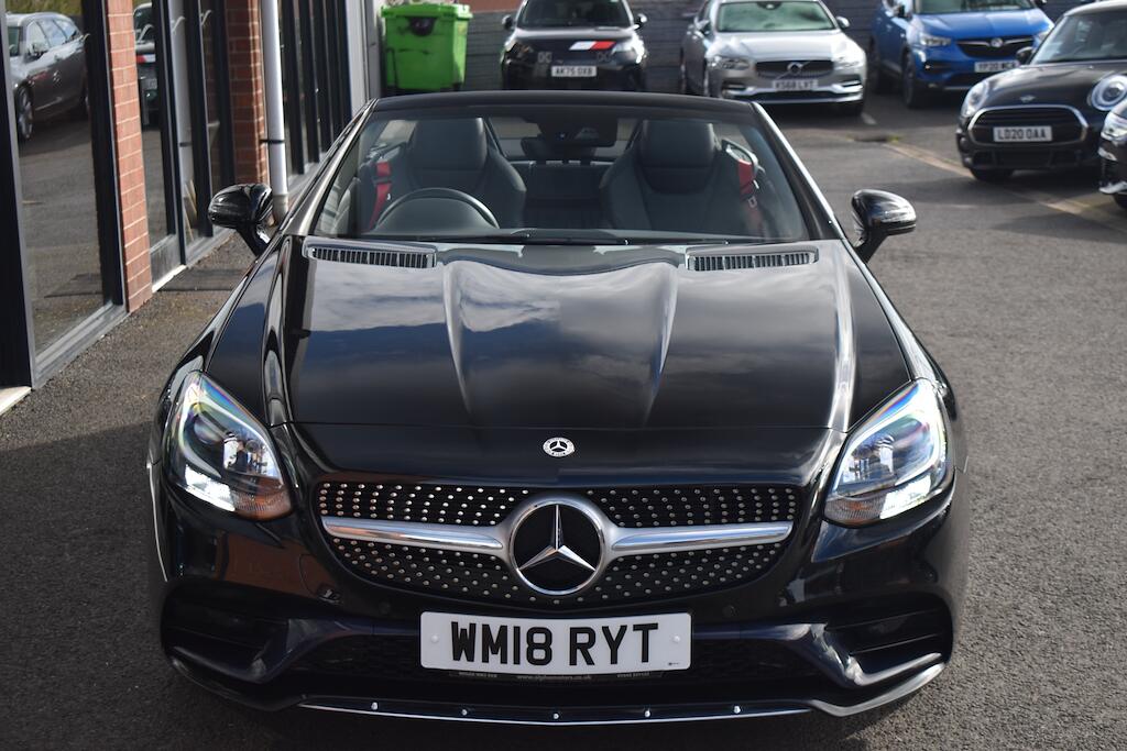 Mercedes-Benz SLC view 3